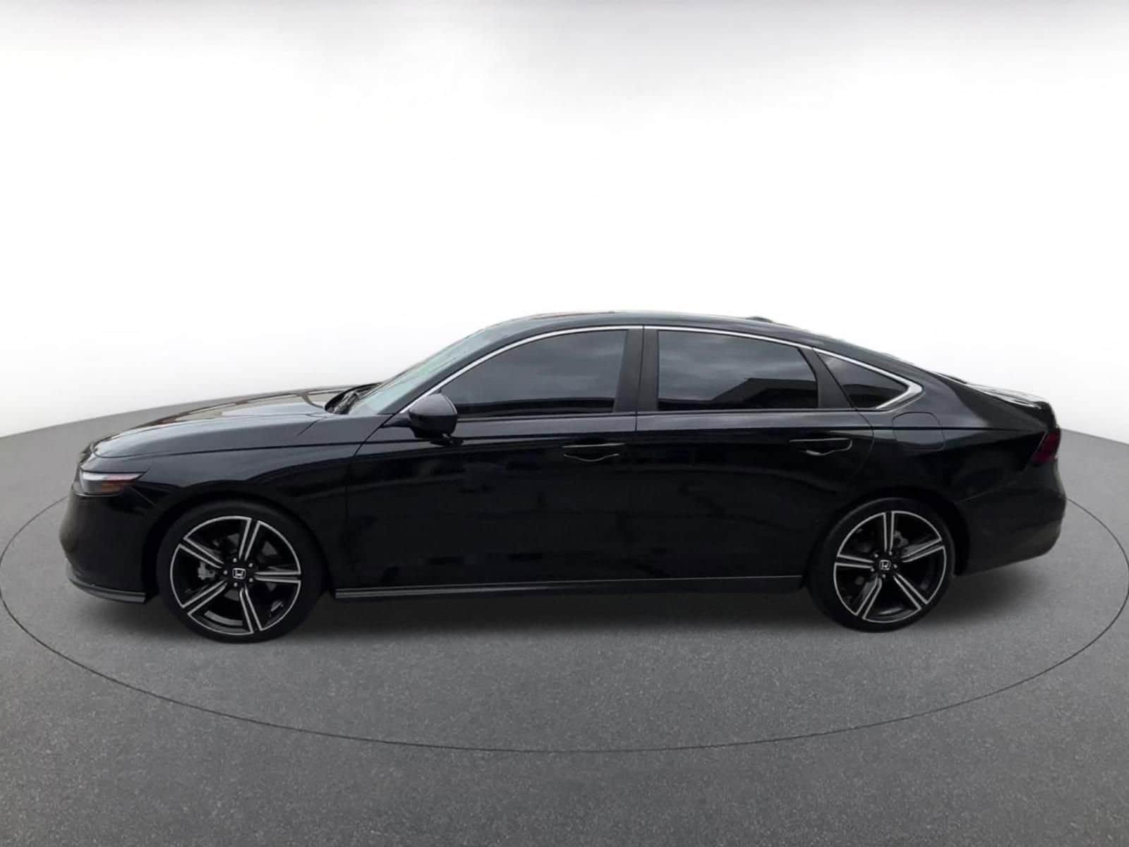 Thumbnail: 2023 Honda Accord - 8