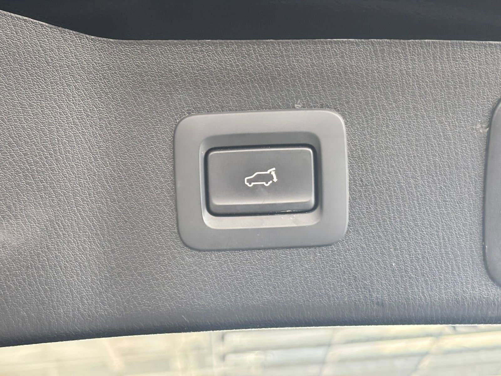 Thumbnail: 2025 Mazda CX-5 - 23