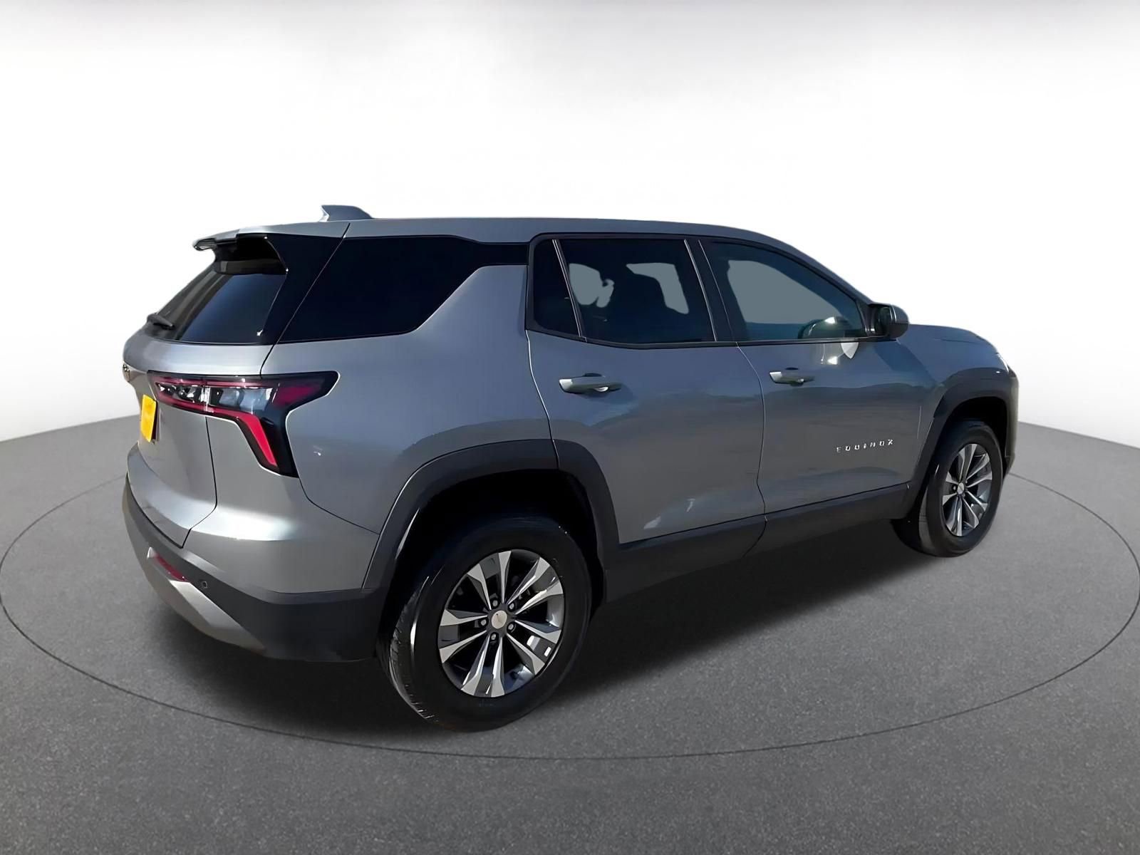 Thumbnail: 2025 Chevrolet Equinox - 13