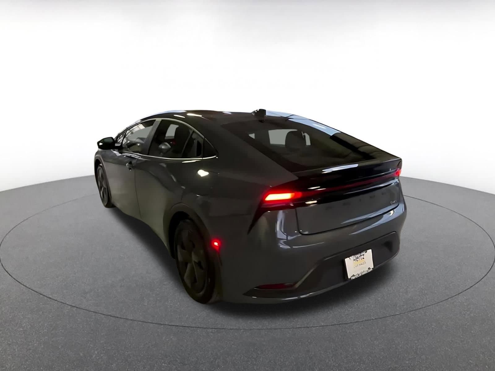 Thumbnail: 2025 Toyota Prius - 10