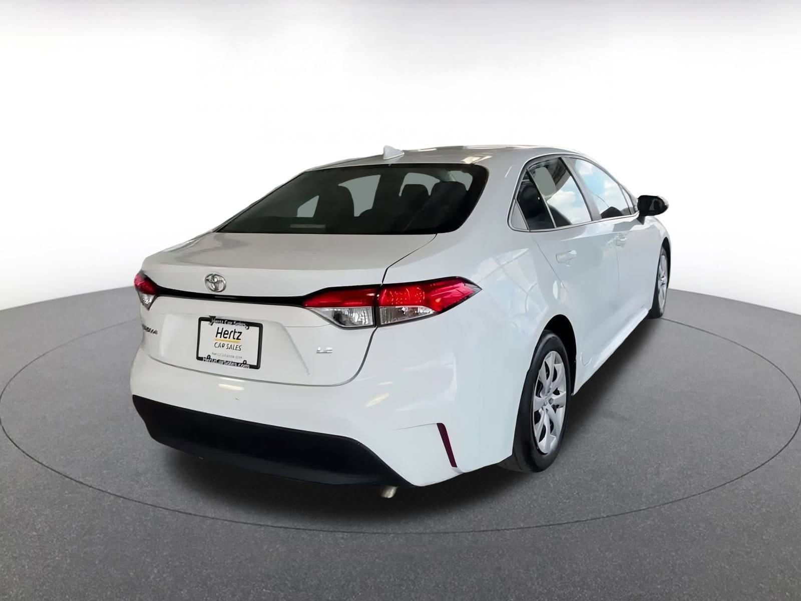 Thumbnail: 2023 Toyota Corolla - 13