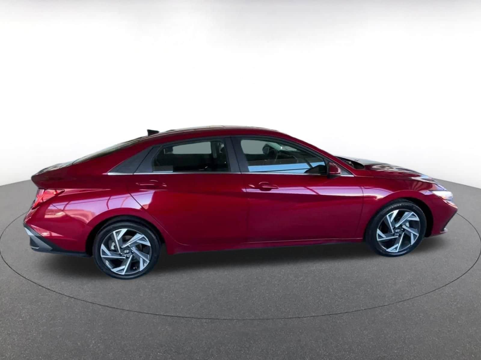 Thumbnail: 2025 Hyundai Elantra - 18