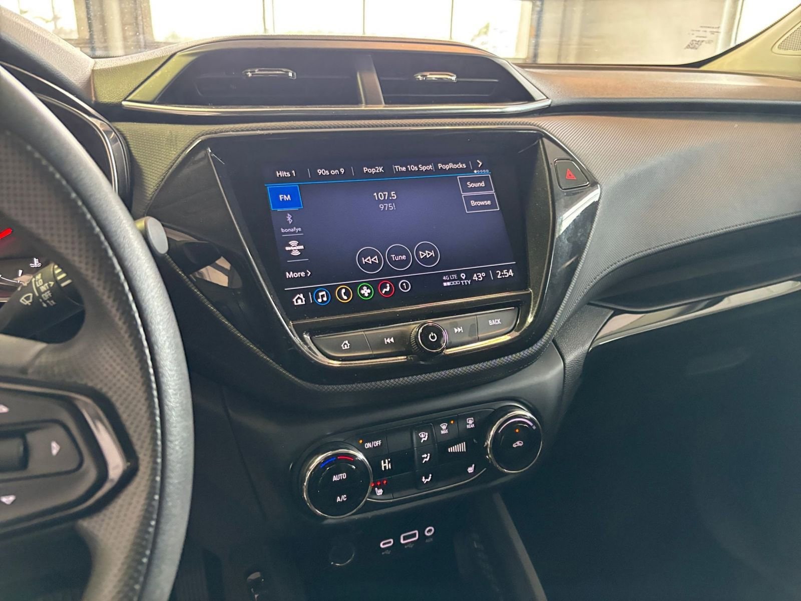 Thumbnail: 2023 Chevrolet TrailBlazer - 21