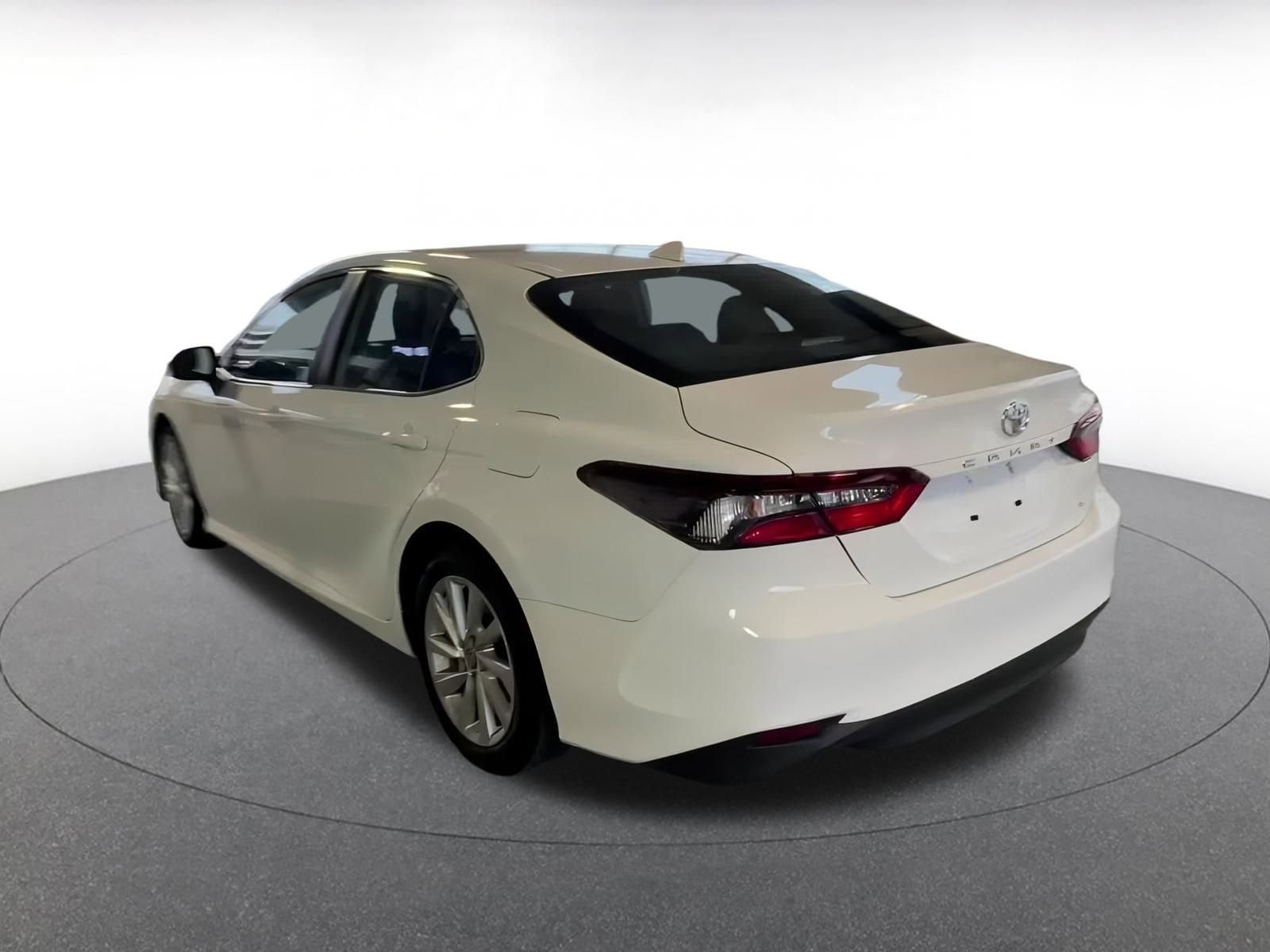Thumbnail: 2024 Toyota Camry - 11