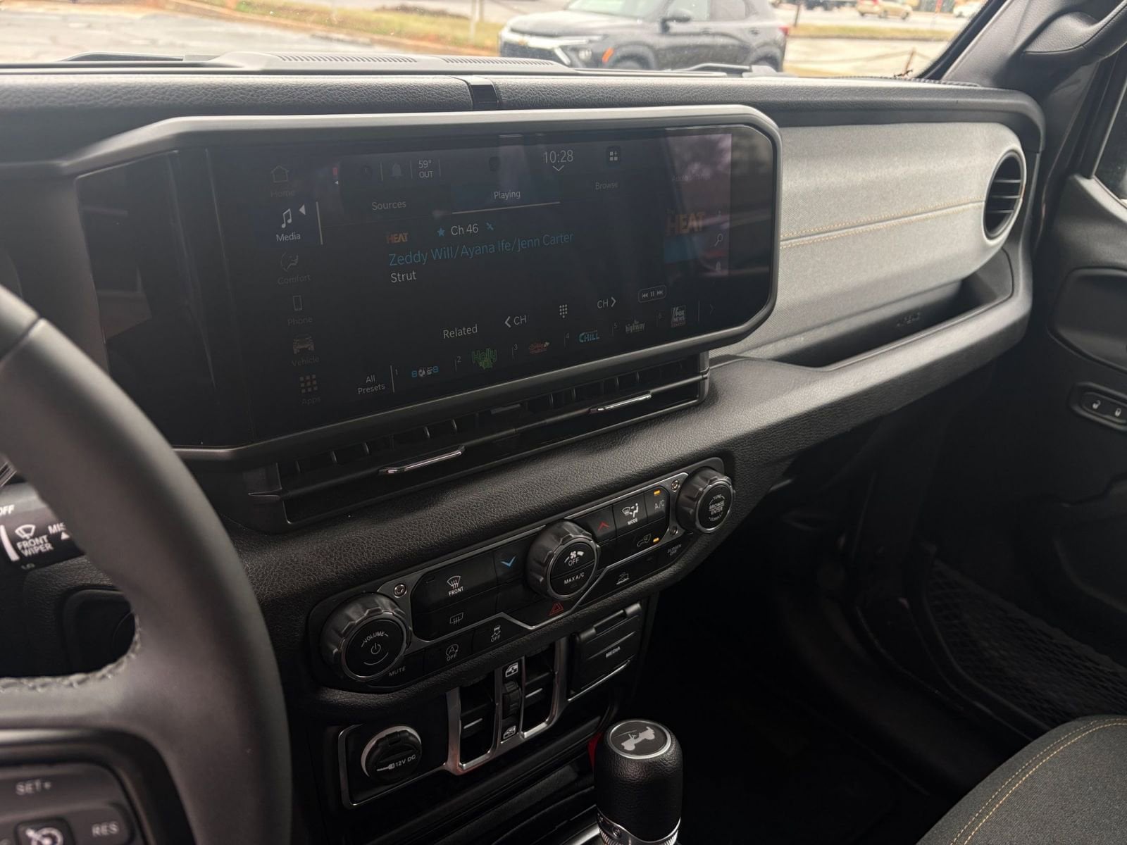 Thumbnail: 2025 Jeep Wrangler - 22