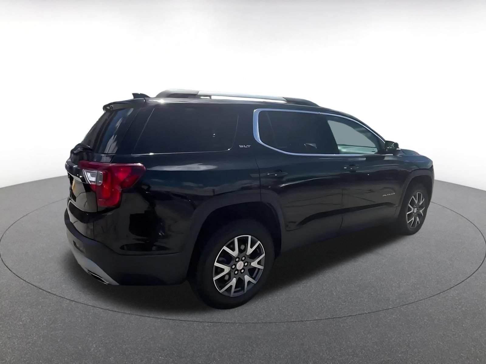 Thumbnail: 2023 GMC Acadia - 15