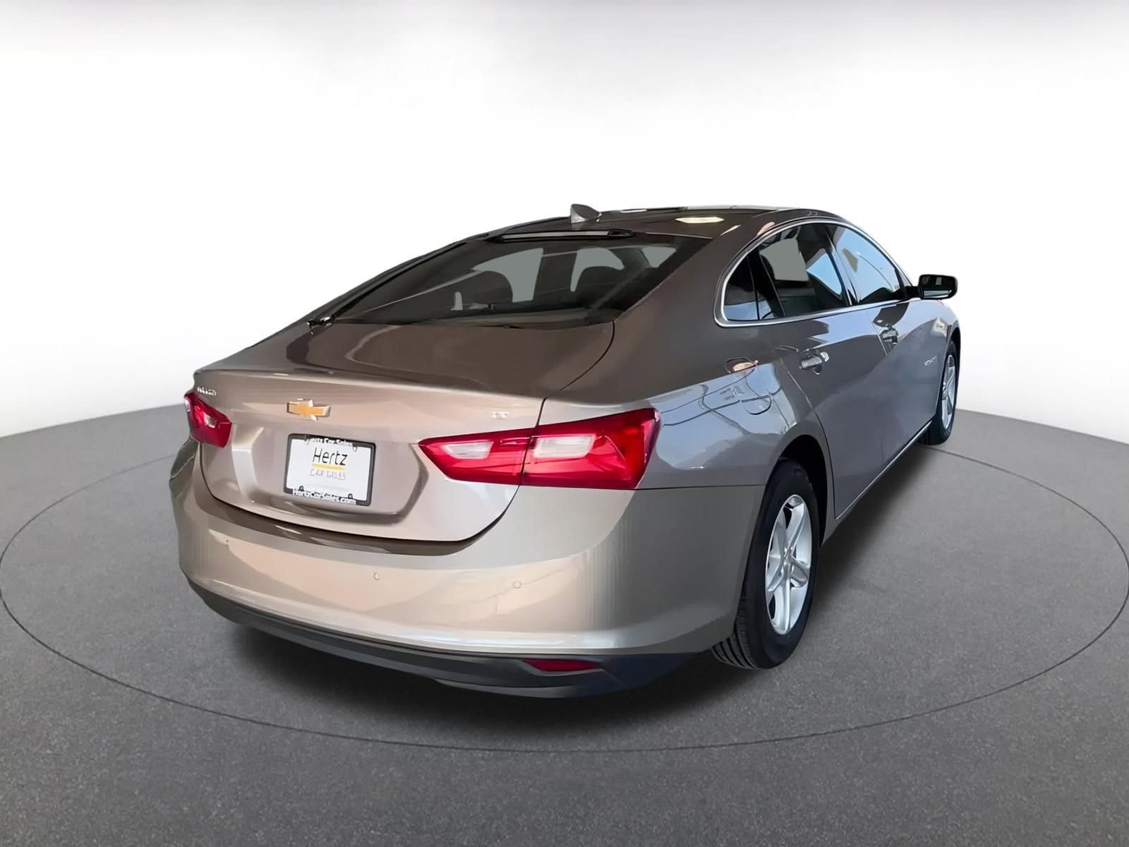 Thumbnail: 2024 Chevrolet Malibu - 13