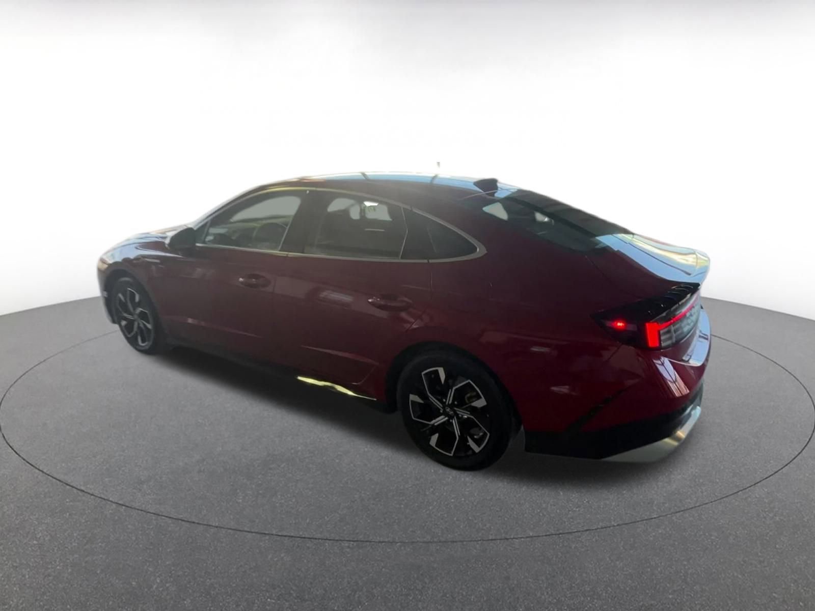 Thumbnail: 2025 Hyundai Sonata - 10