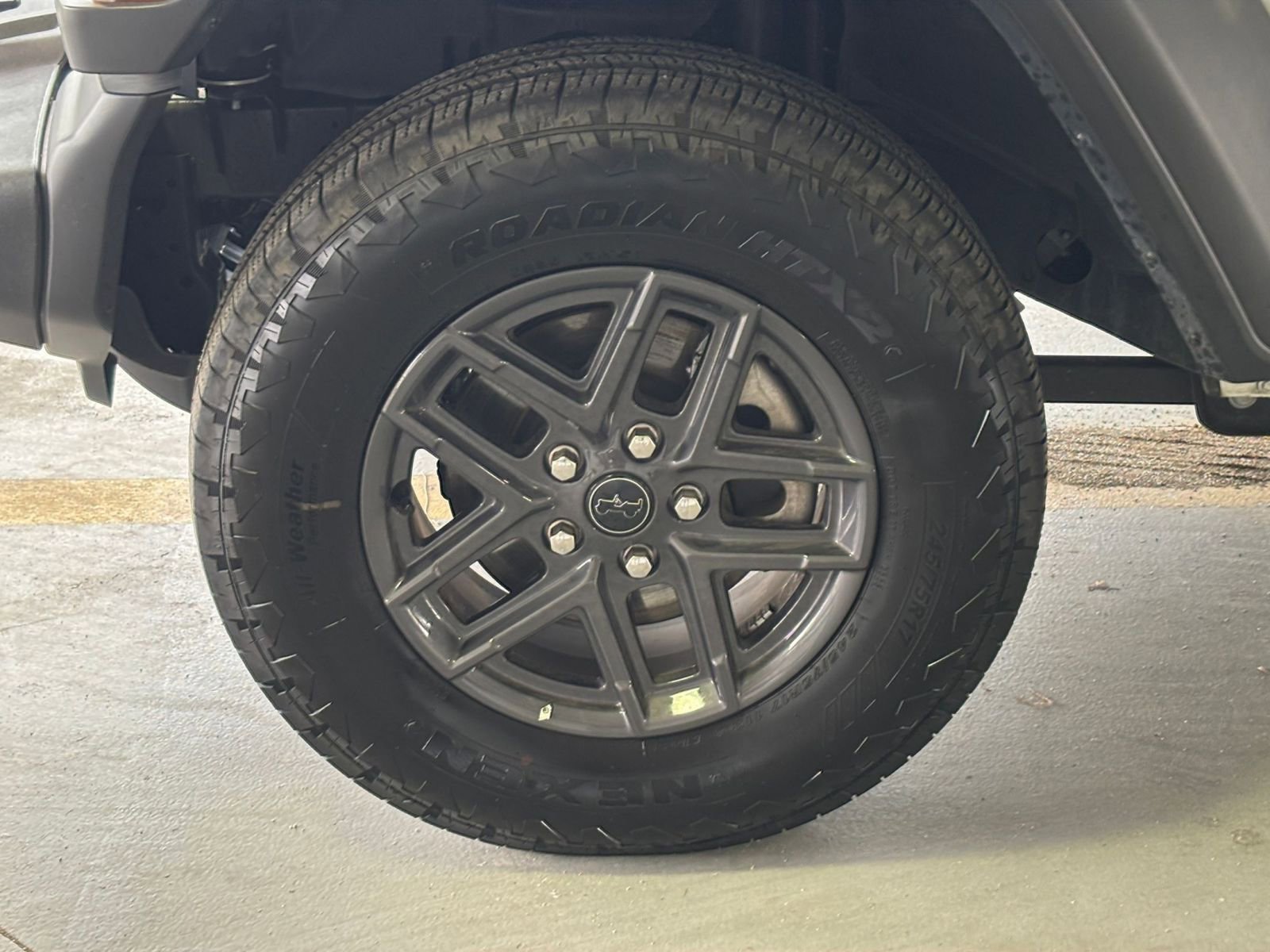 Thumbnail: 2025 Jeep Wrangler - 29