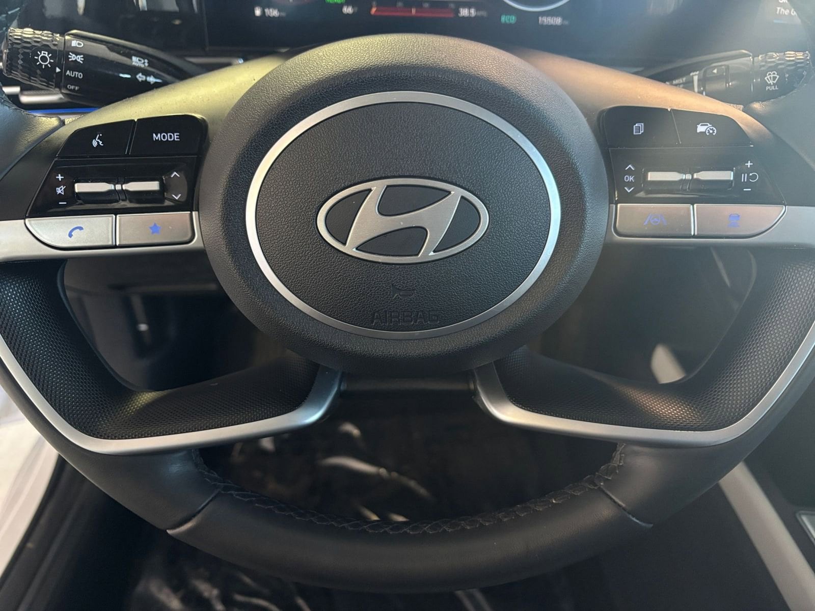 Thumbnail: 2025 Hyundai Elantra - 31