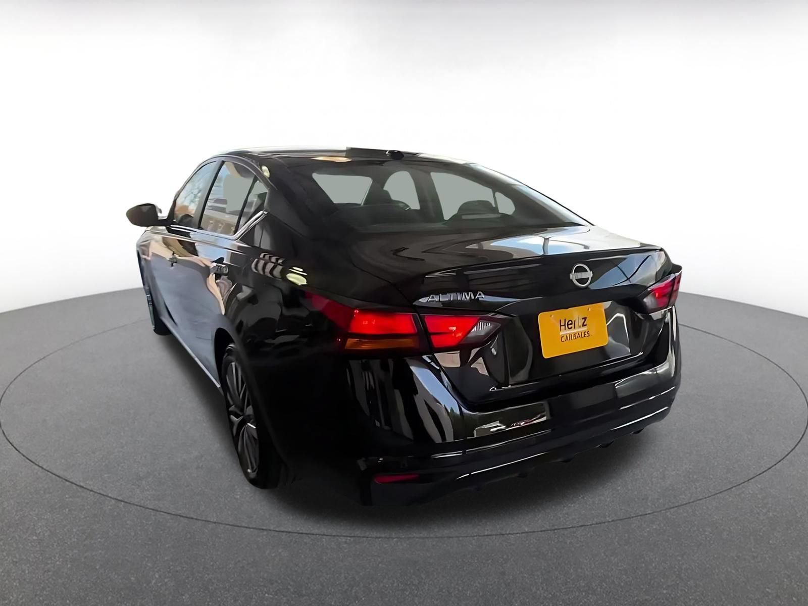 Thumbnail: 2025 Nissan Altima - 11