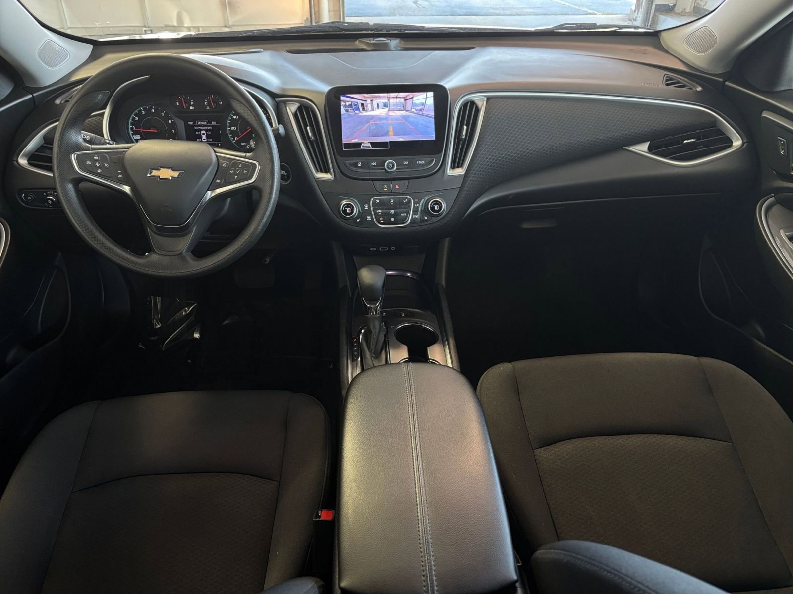 Thumbnail: 2024 Chevrolet Malibu - 33