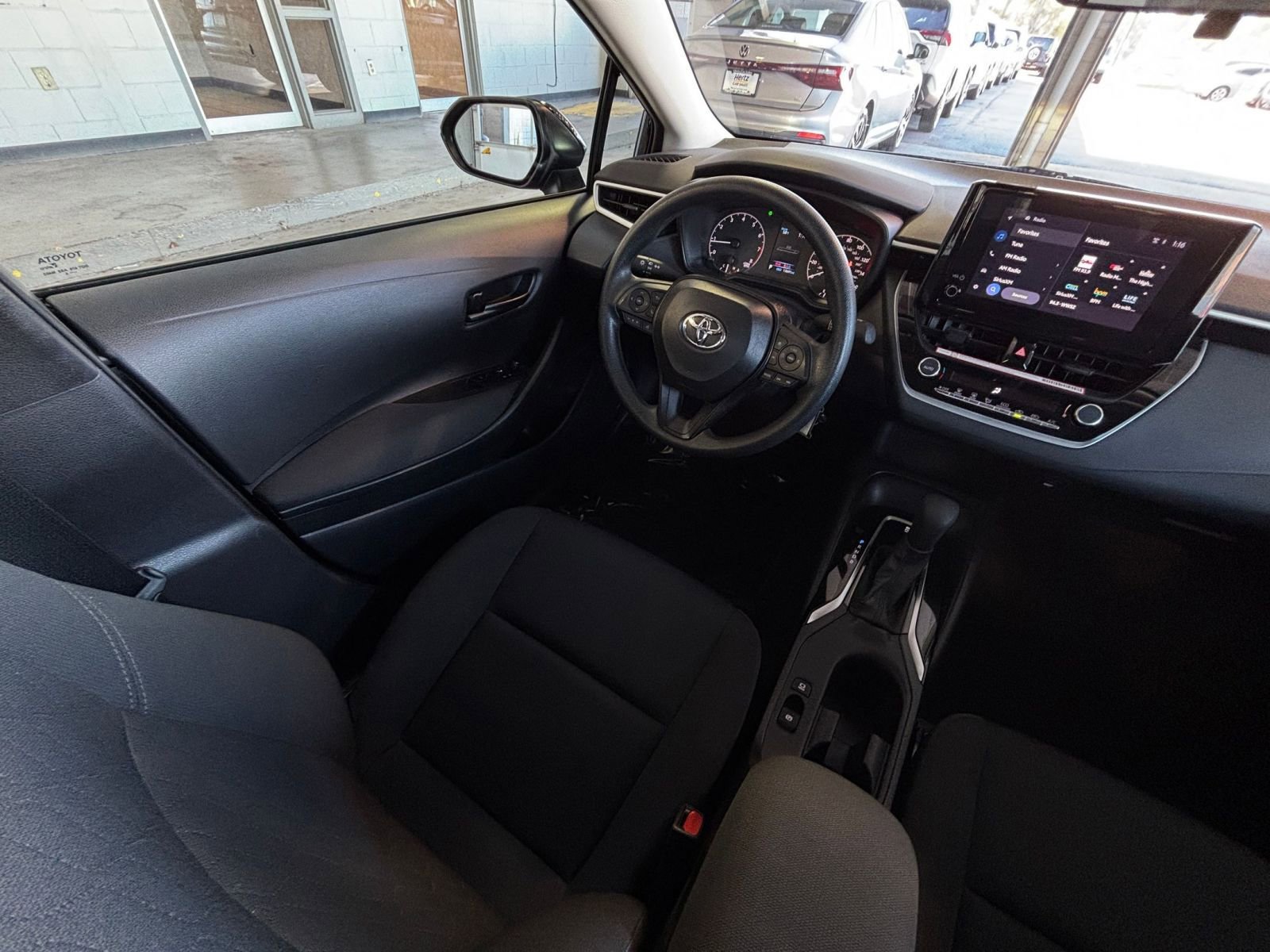 Thumbnail: 2025 Toyota Corolla - 33