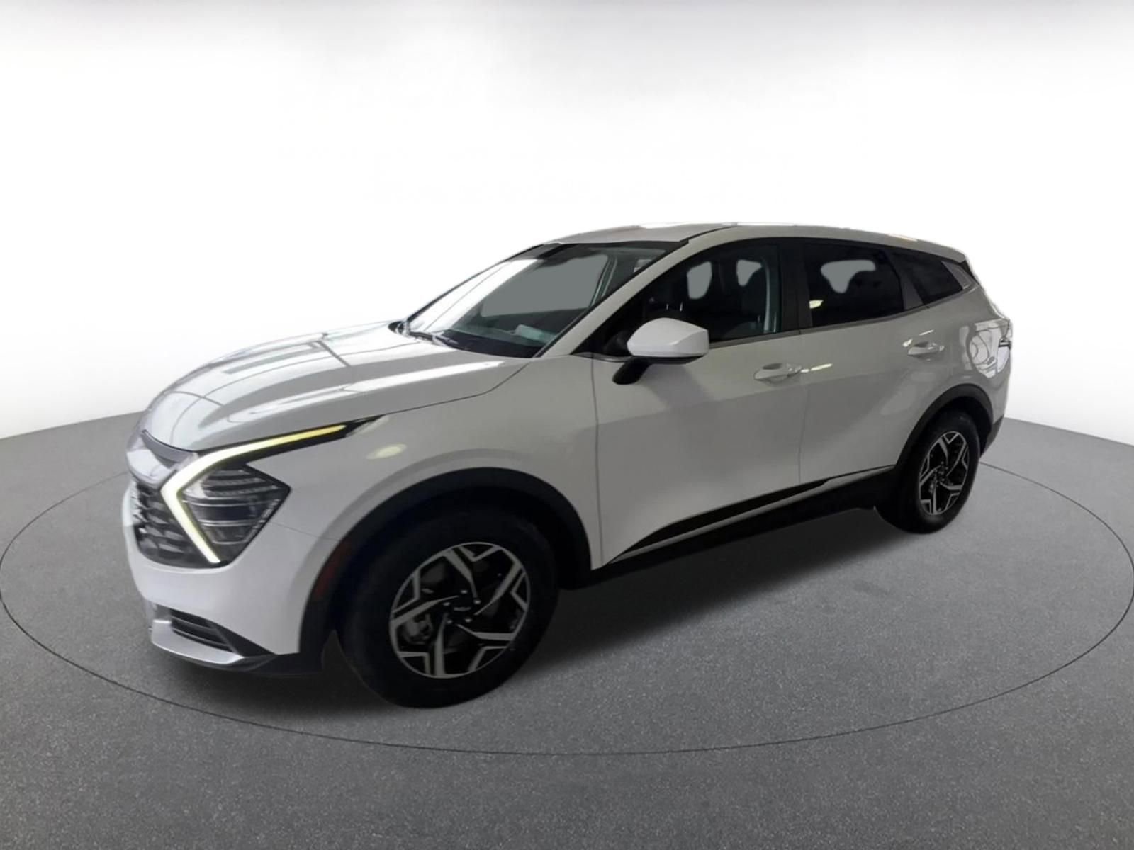 Thumbnail: 2025 Kia Sportage - 7