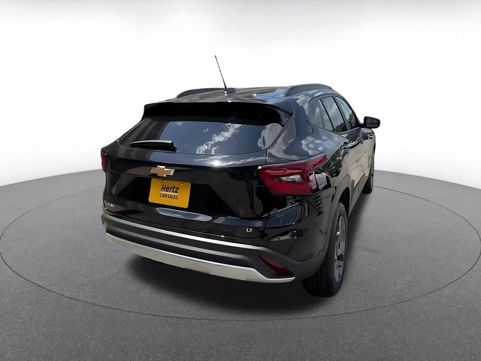 Thumbnail: 2025 Chevrolet Trax - 13