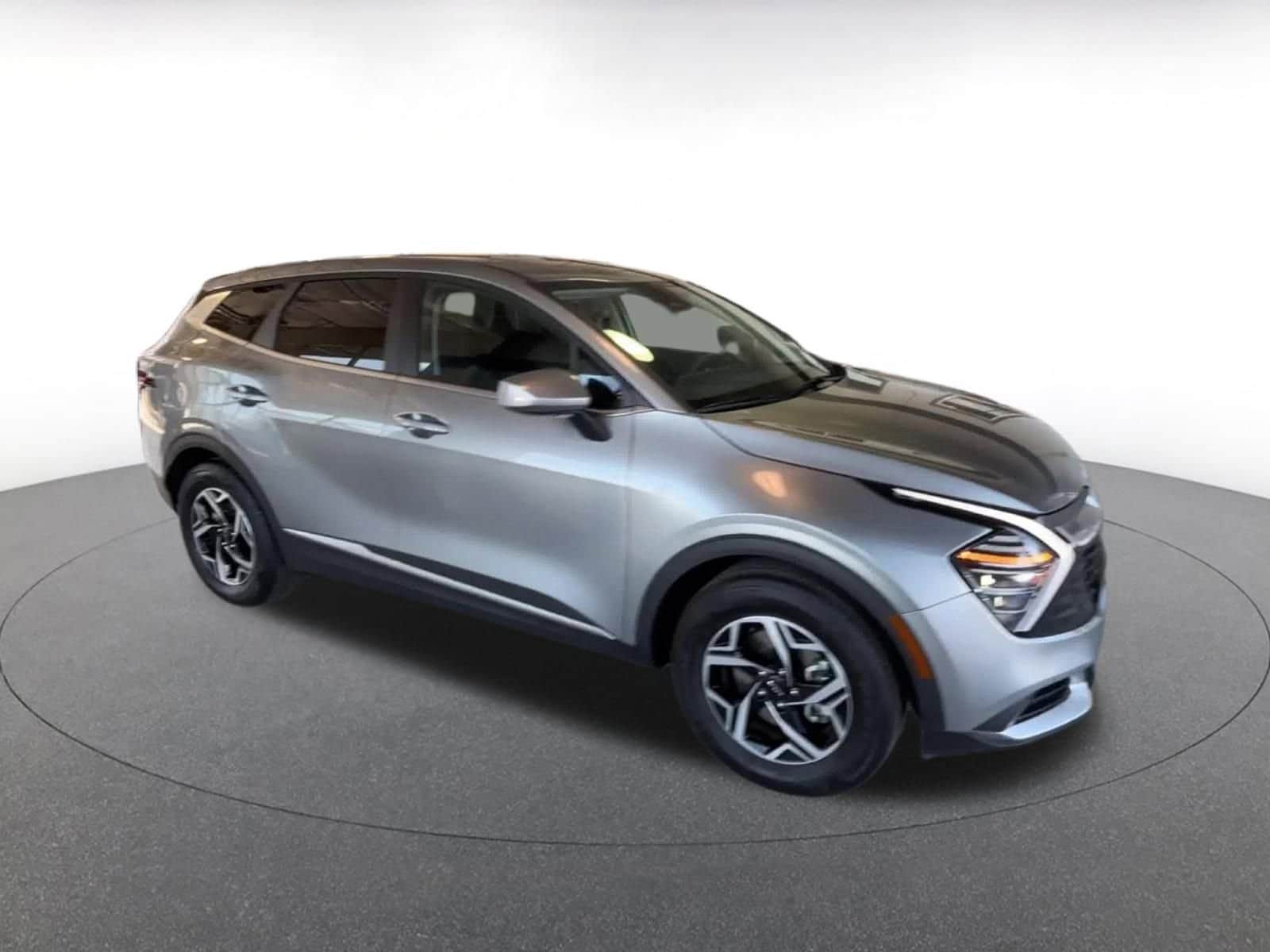 Thumbnail: 2025 Kia Sportage - 2