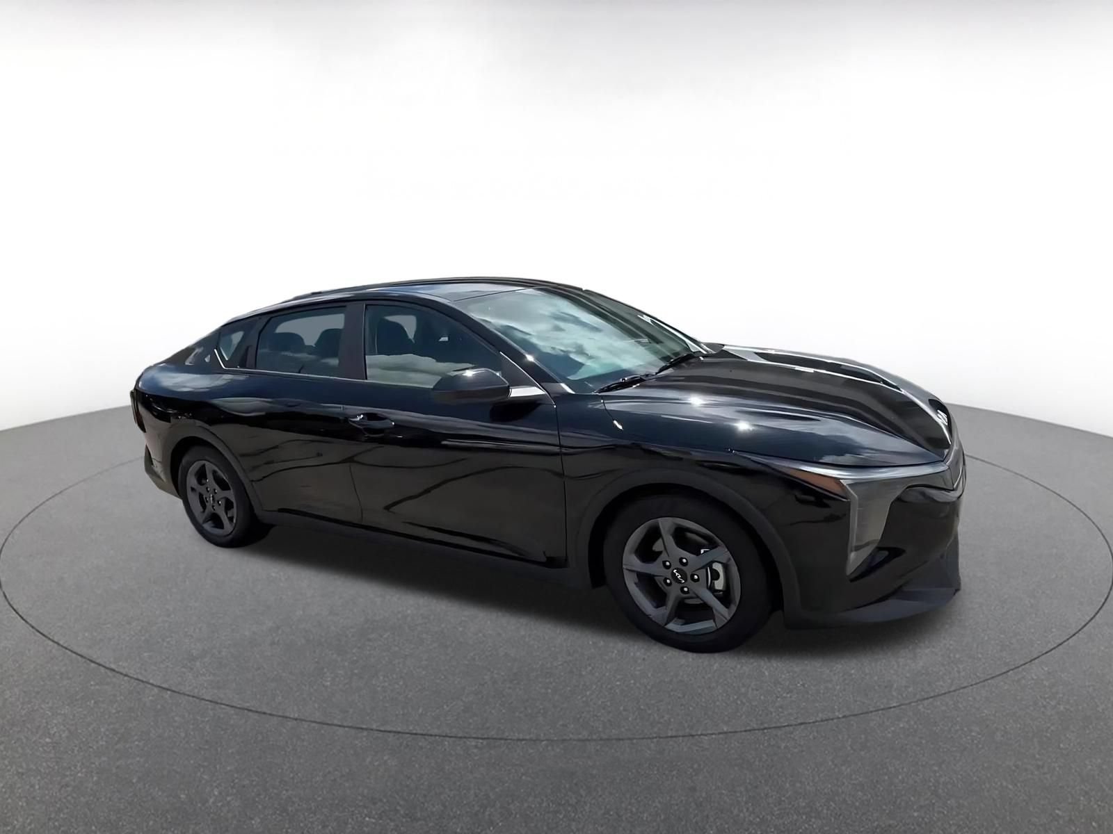 Thumbnail: 2025 Kia K4 - 2