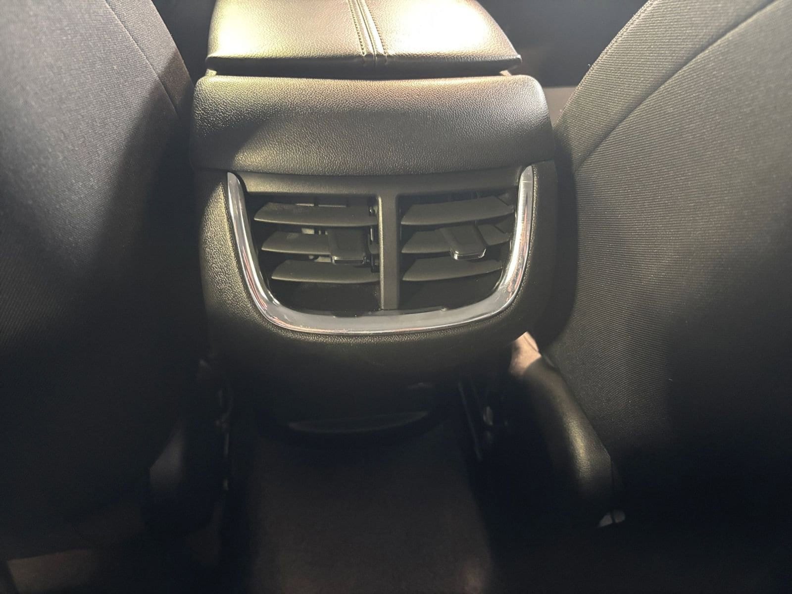 Thumbnail: 2023 Chevrolet Malibu - 30