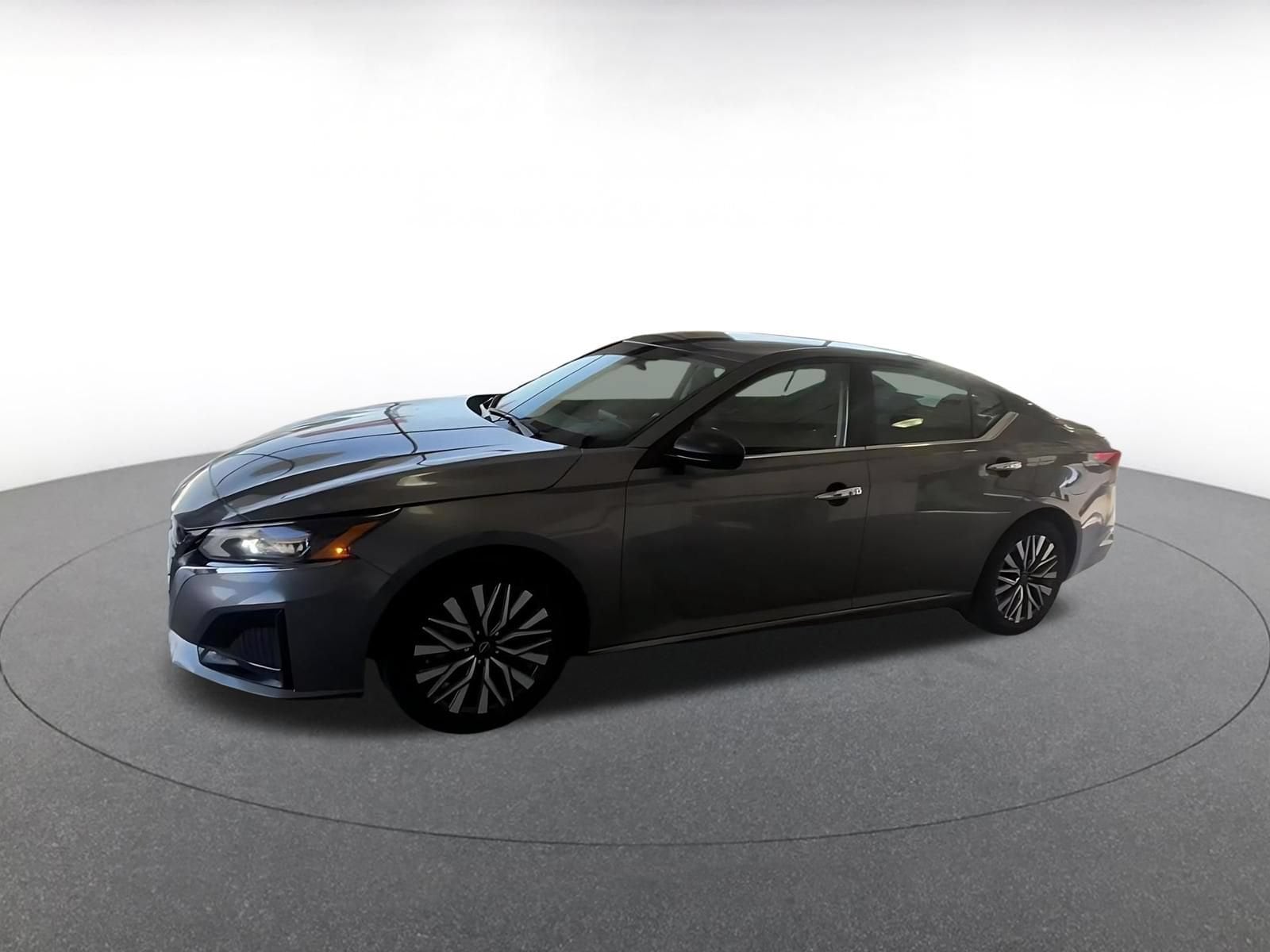 Thumbnail: 2025 Nissan Altima - 7