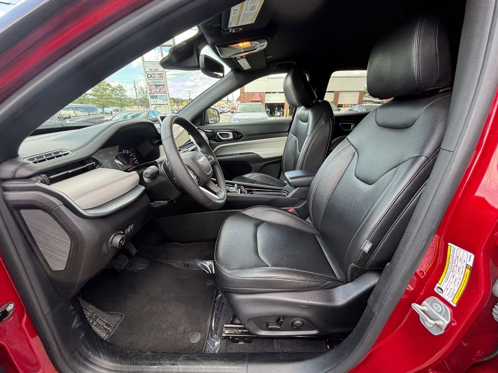 Thumbnail: 2025 Jeep Compass - 29