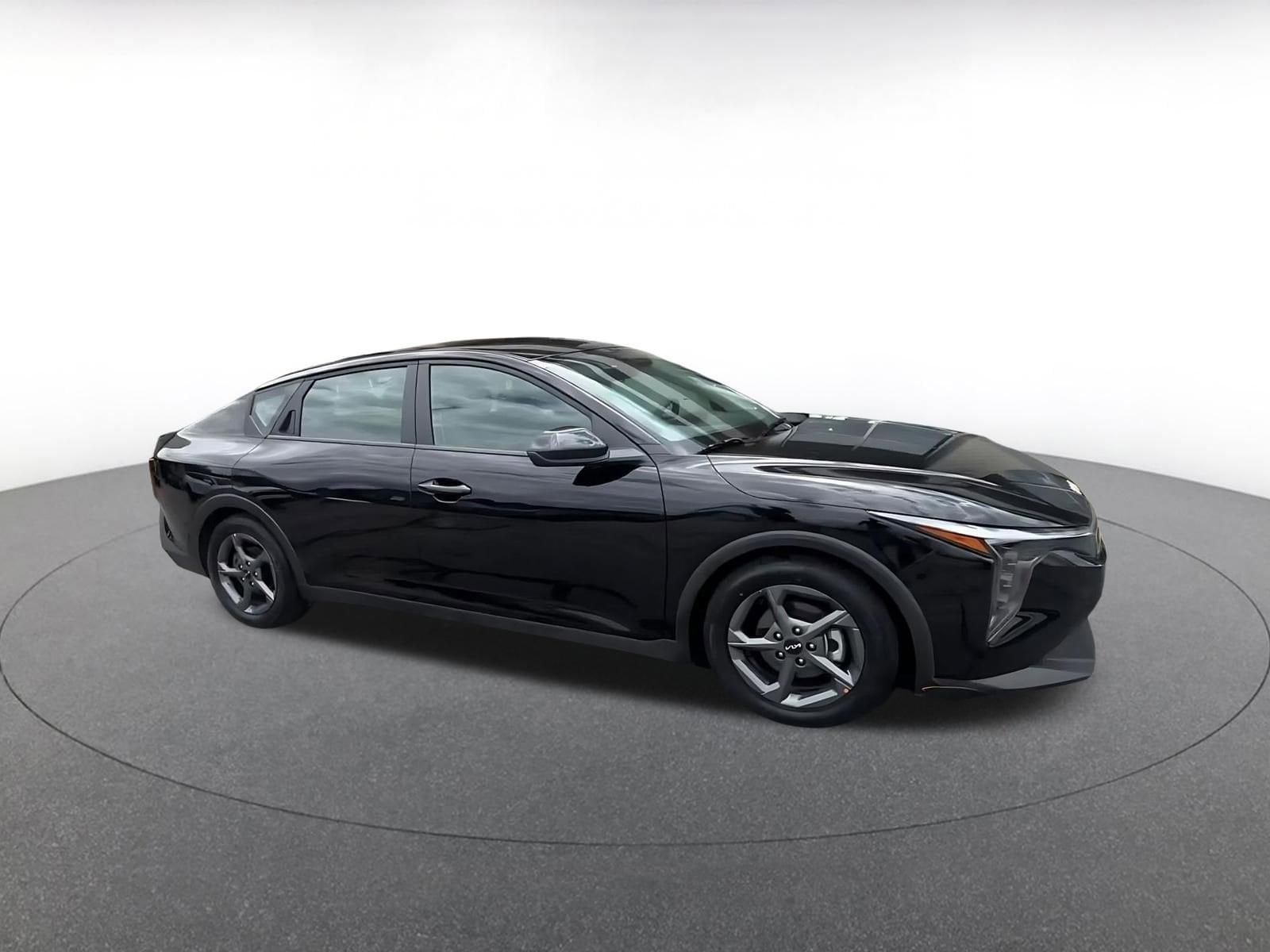 Thumbnail: 2025 Kia K4 - 2
