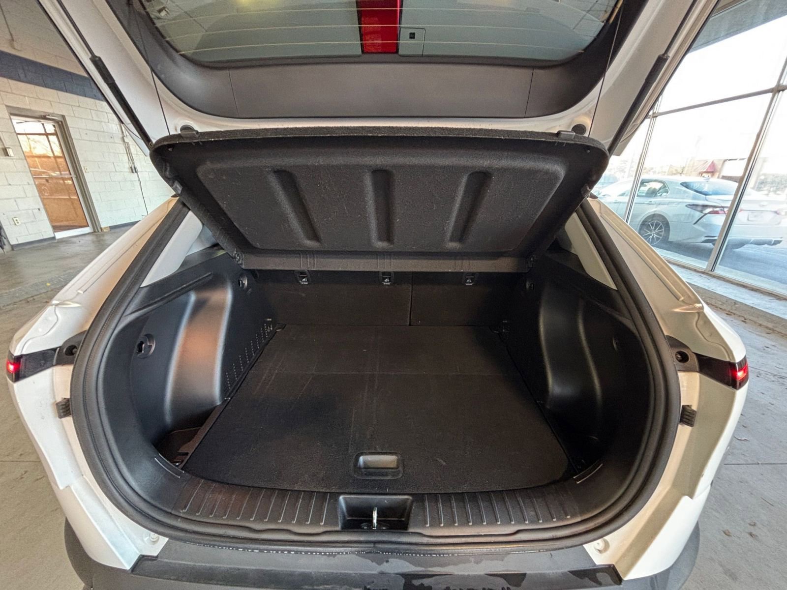 Thumbnail: 2025 Hyundai Kona - 31