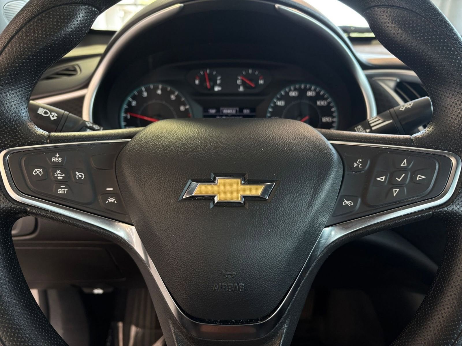 Thumbnail: 2024 Chevrolet Malibu - 28