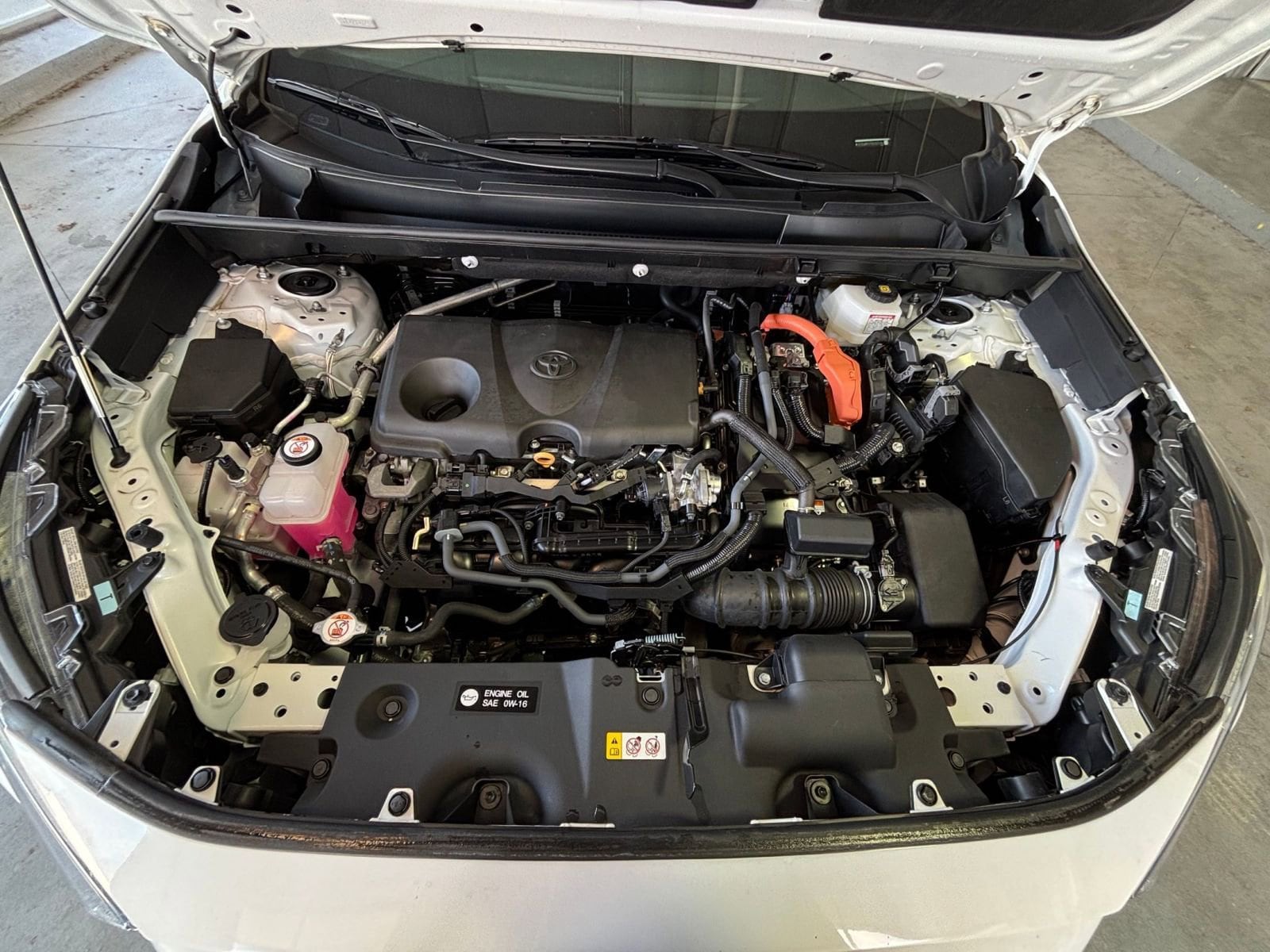 Thumbnail: 2025 Toyota RAV4 - 31