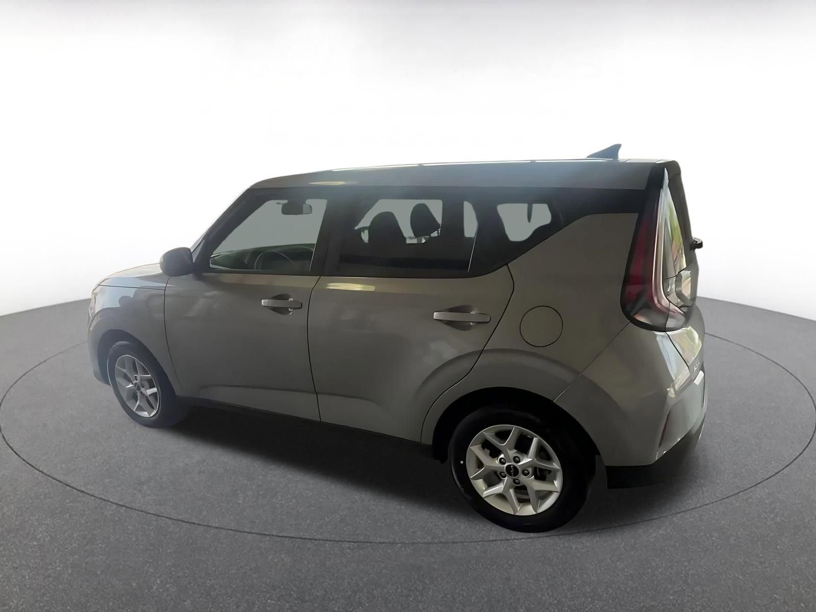 Thumbnail: 2025 Kia Soul - 15