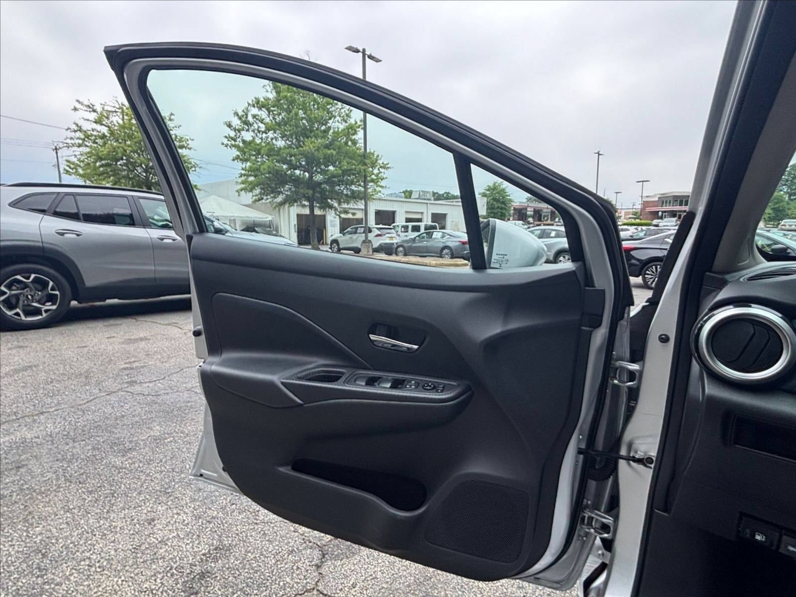 Thumbnail: 2025 Nissan Versa - 15