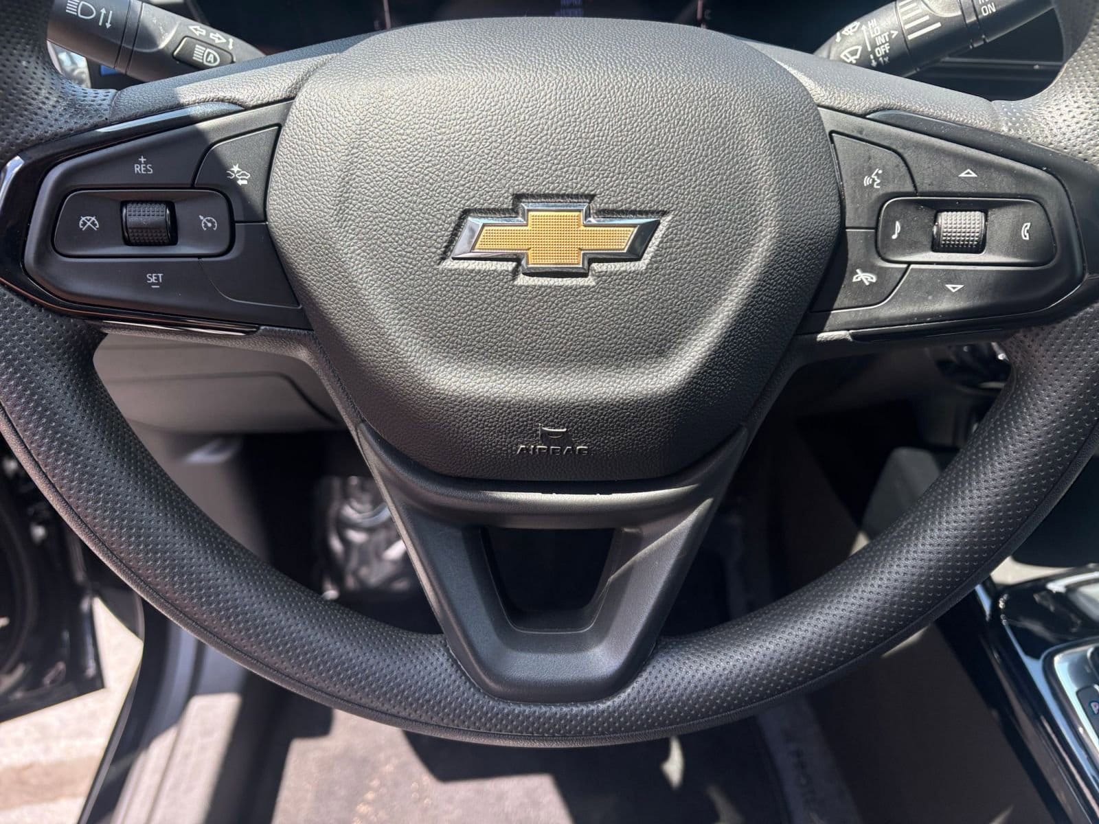 Thumbnail: 2025 Chevrolet Trax - 28