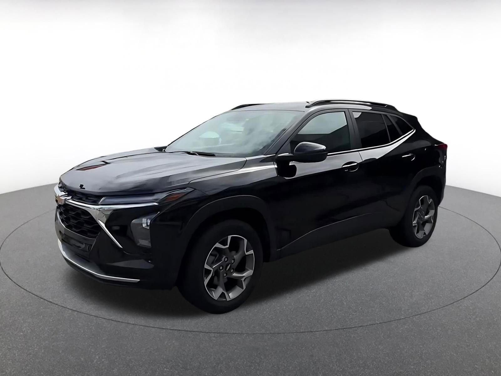 Thumbnail: 2025 Chevrolet Trax - 7