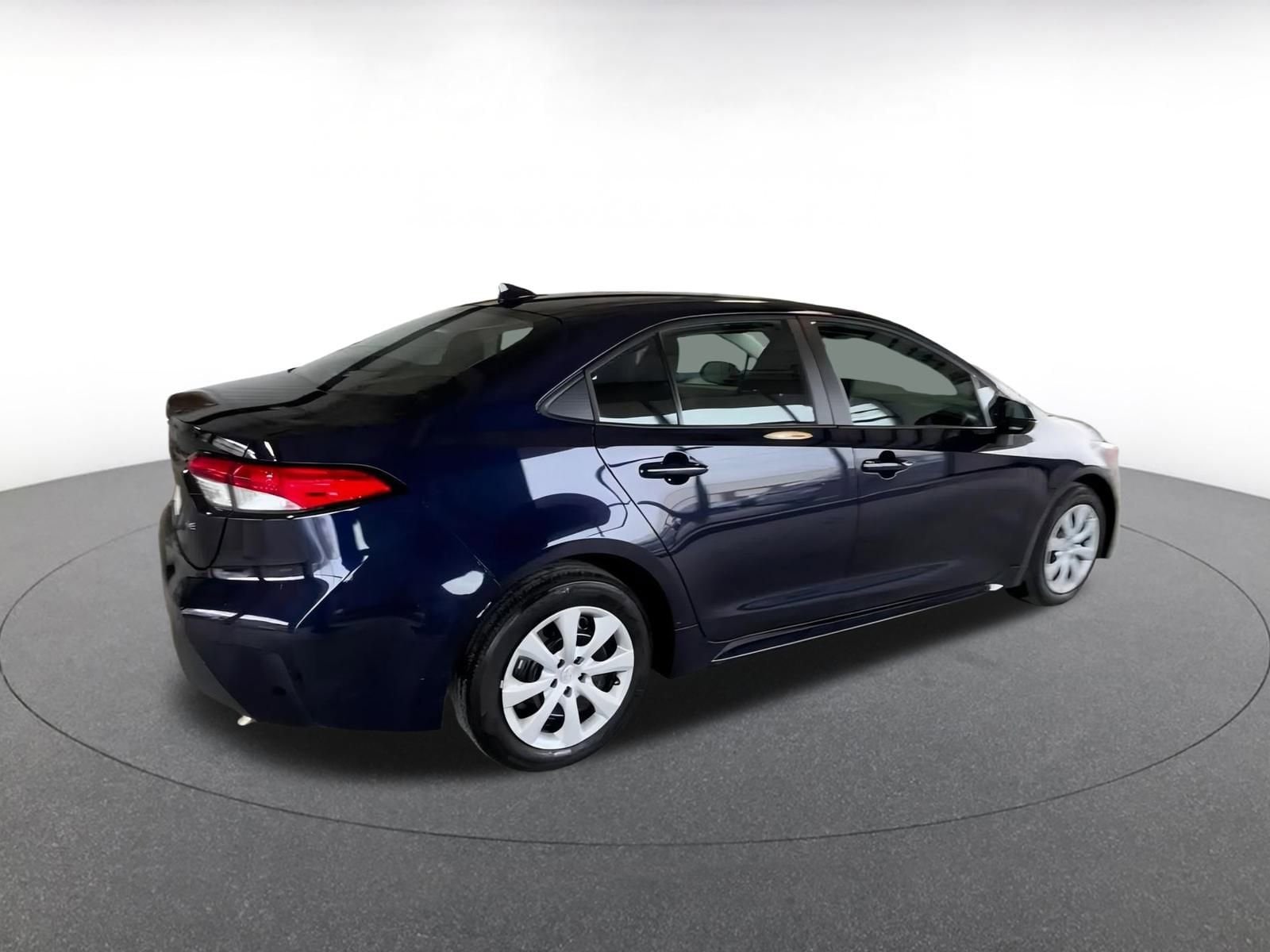 Thumbnail: 2025 Toyota Corolla - 12