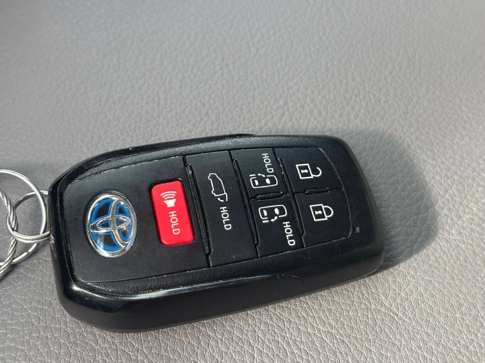 Thumbnail: 2025 Toyota Sienna - 20
