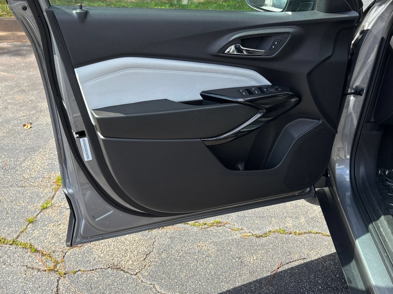 Thumbnail: 2025 Chevrolet Trax - 15