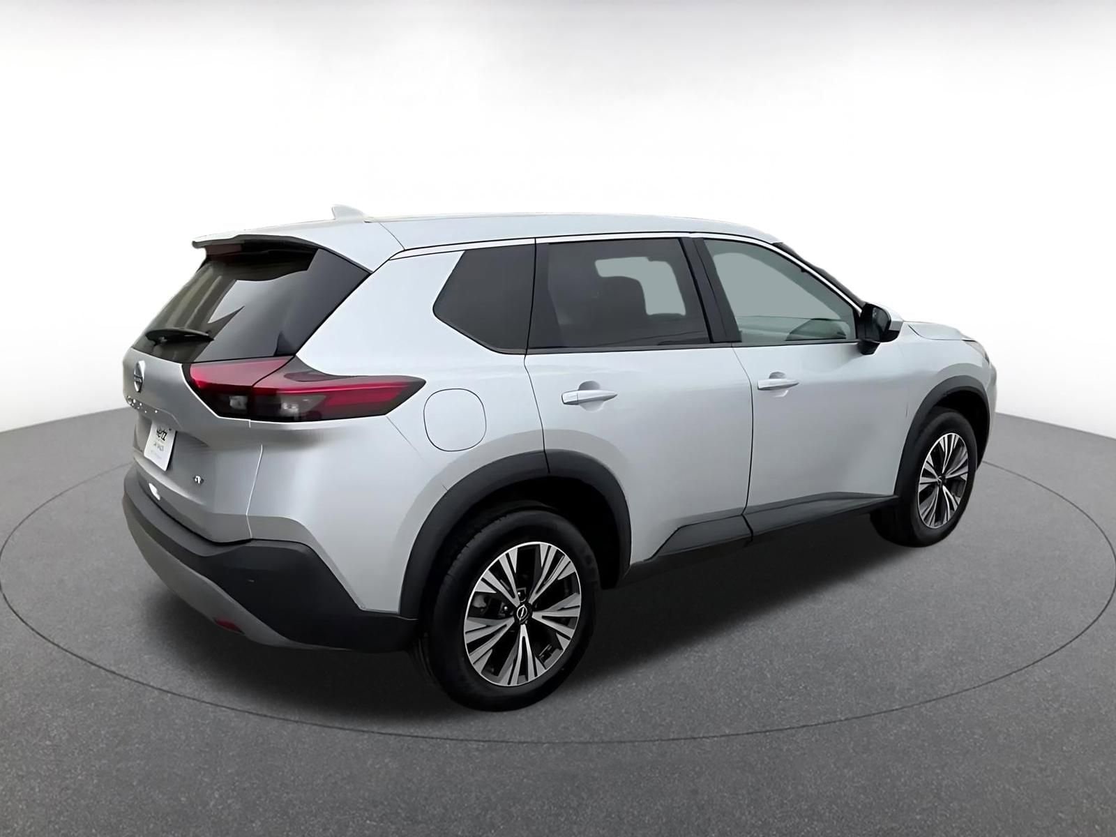 Thumbnail: 2023 Nissan Rogue - 15