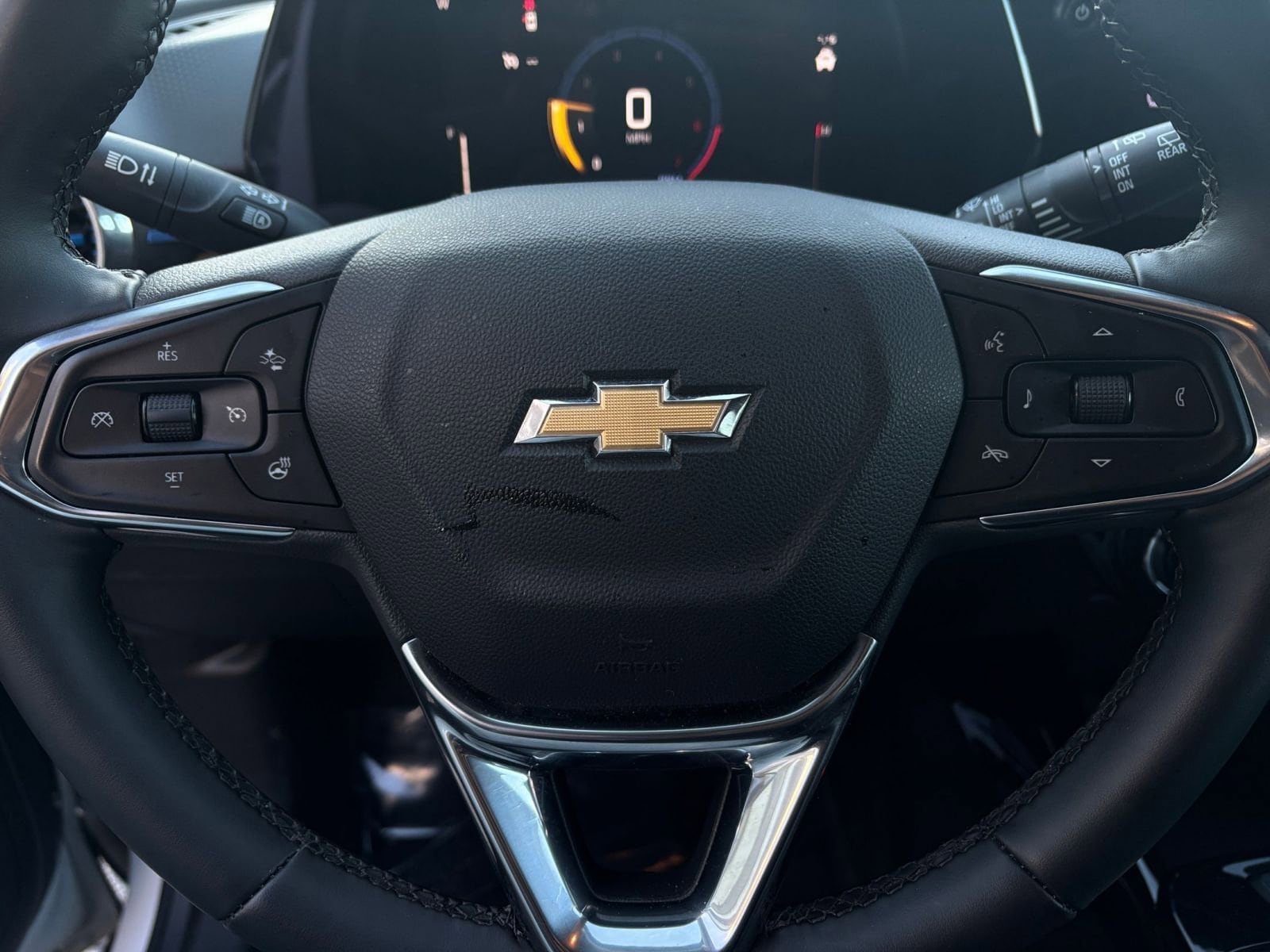 Thumbnail: 2025 Chevrolet Trax - 32