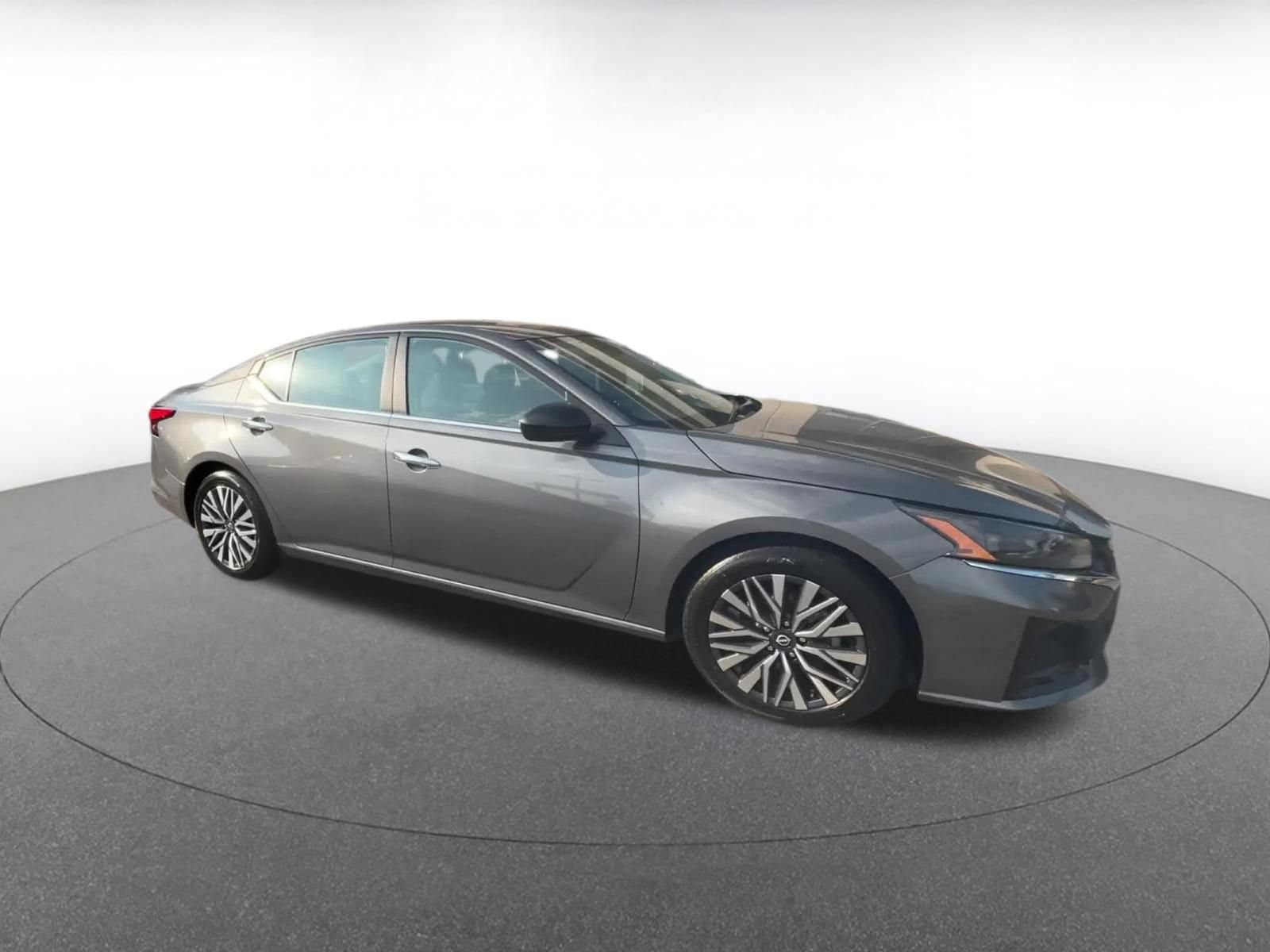 Thumbnail: 2025 Nissan Altima - 2