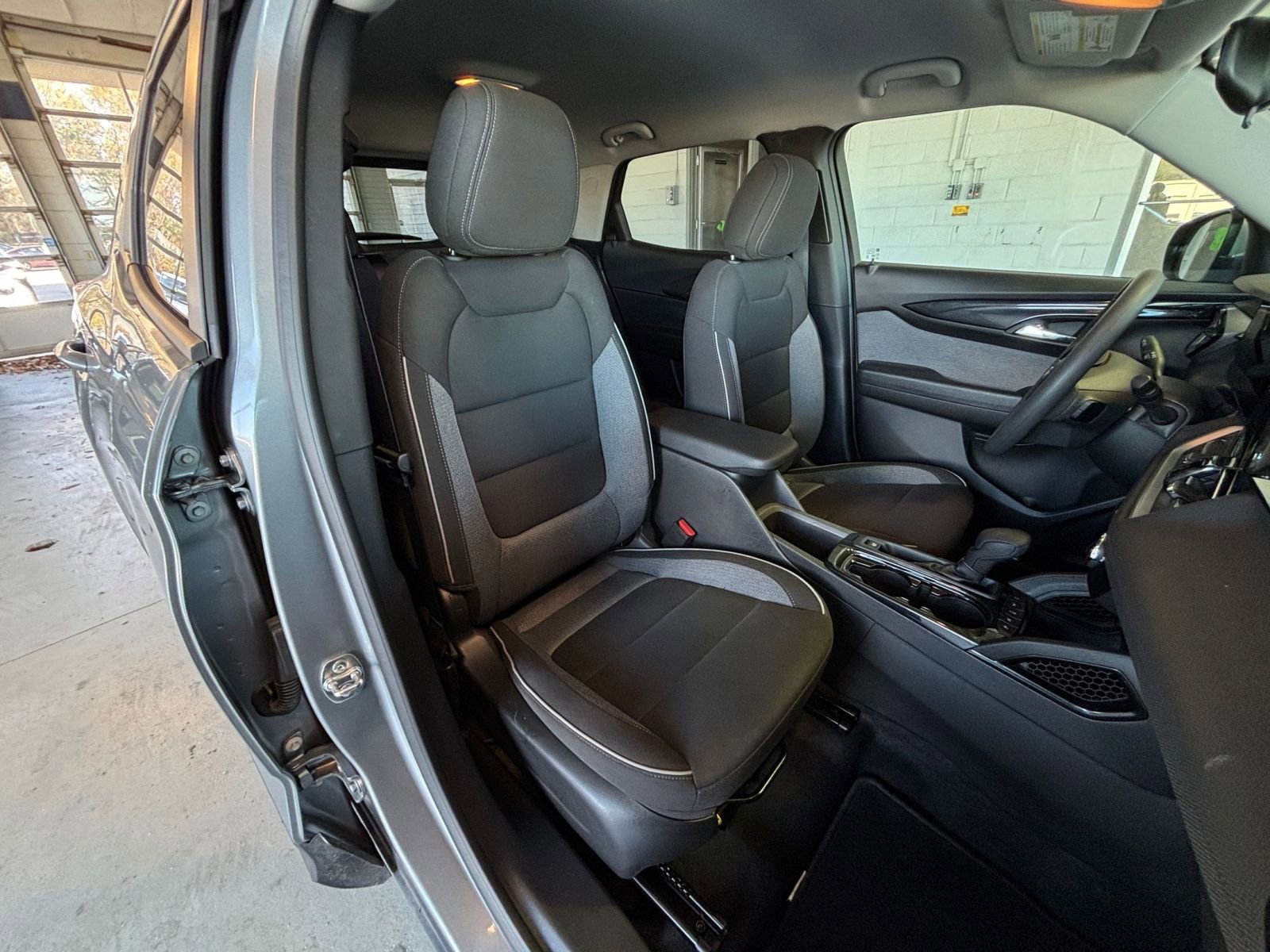 Thumbnail: 2025 Chevrolet TrailBlazer - 34