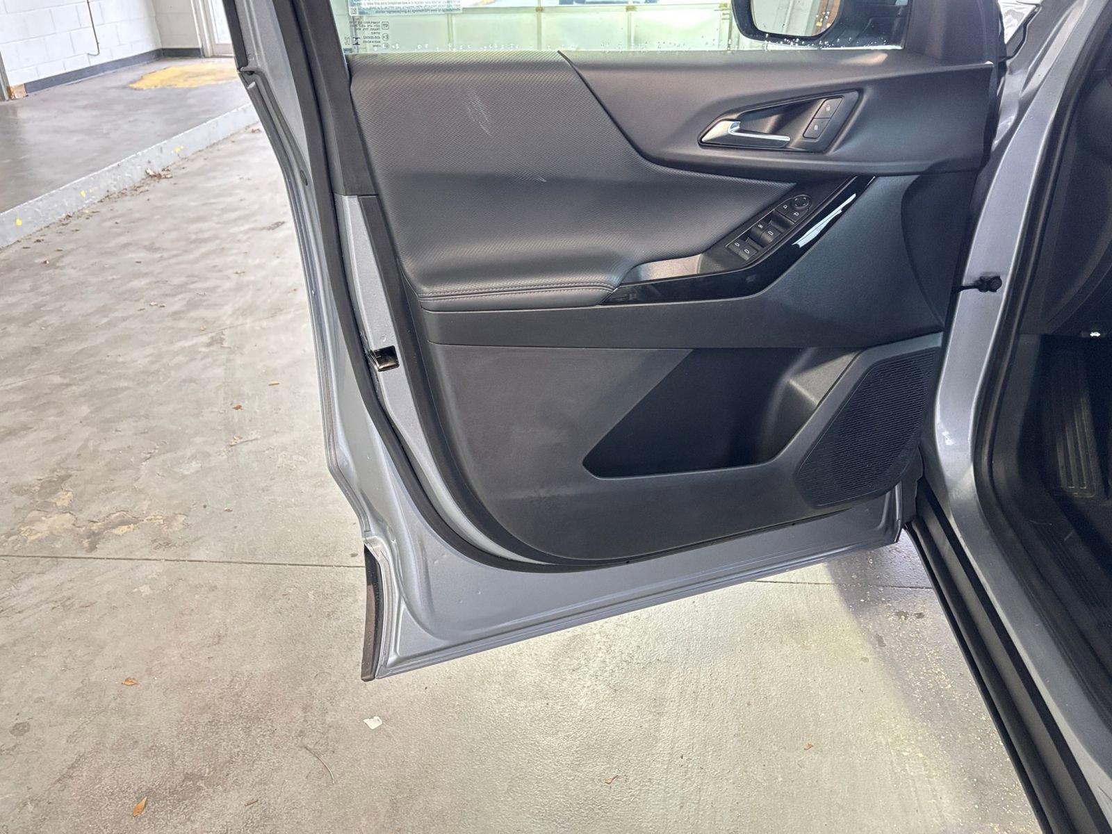 Thumbnail: 2025 Chevrolet Equinox - 22