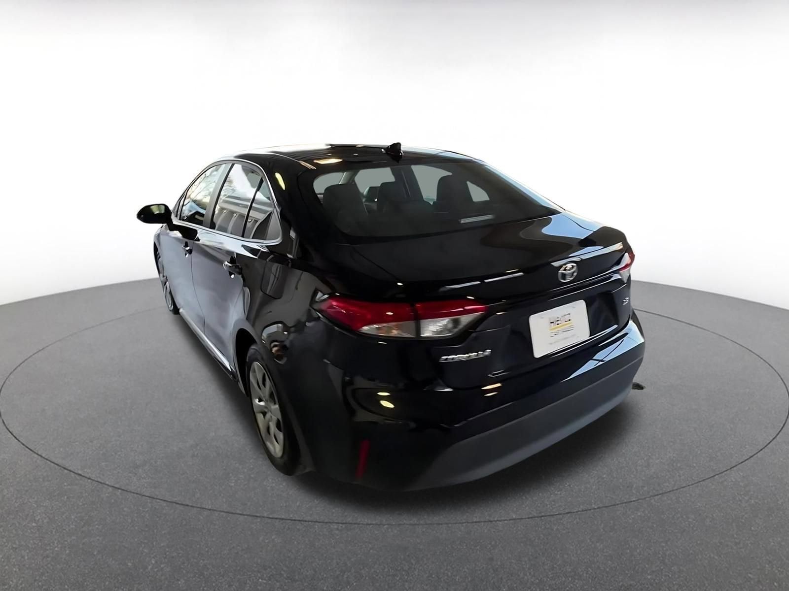 Thumbnail: 2025 Toyota Corolla - 13