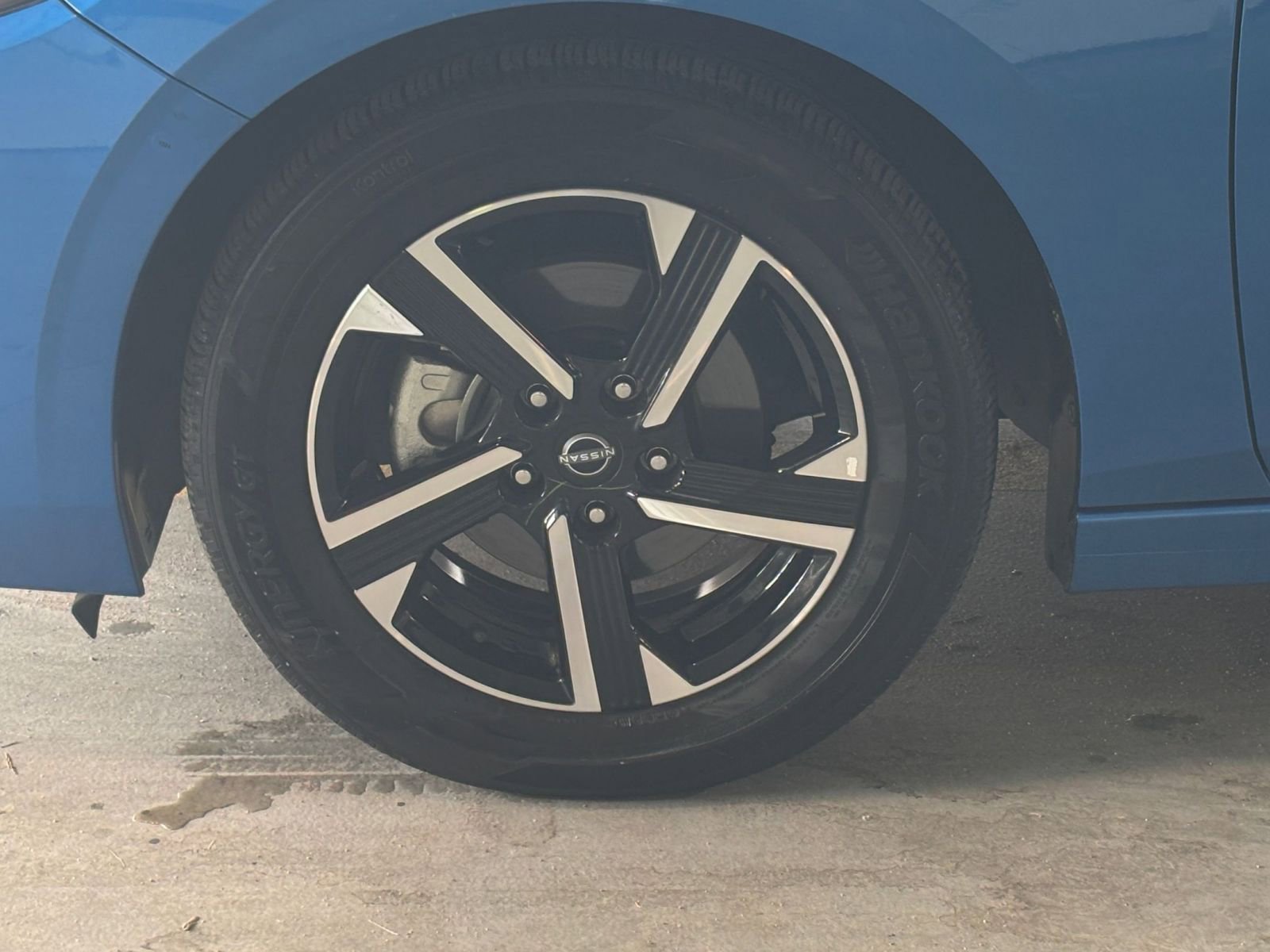 Thumbnail: 2024 Nissan Sentra - 32