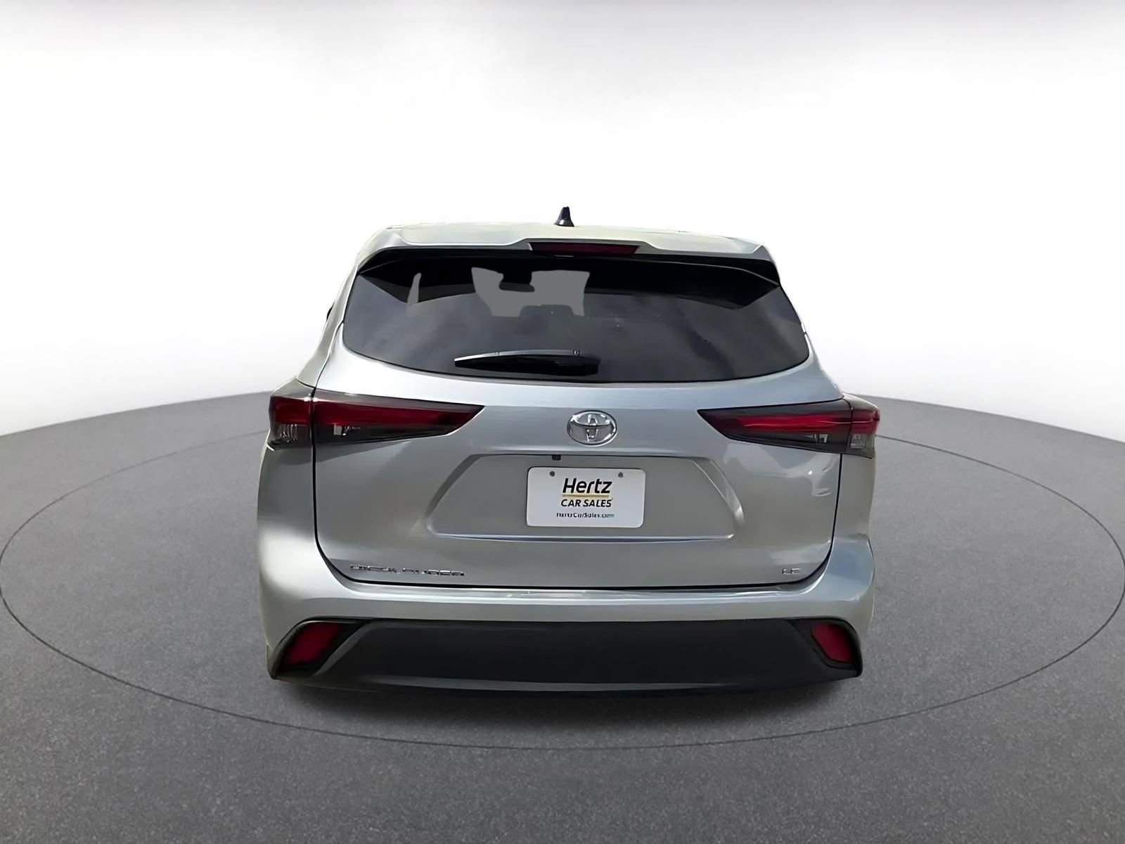 Thumbnail: 2025 Toyota Highlander - 12