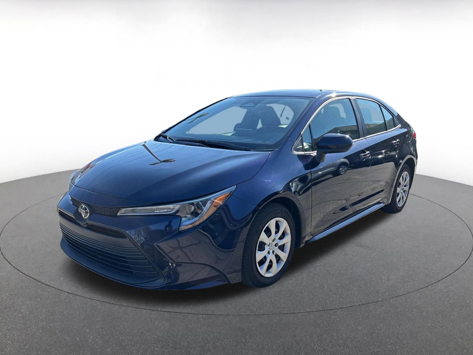 Thumbnail: 2025 Toyota Corolla - 2