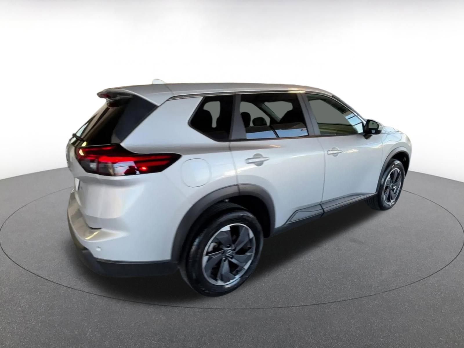 Thumbnail: 2025 Nissan Rogue - 15