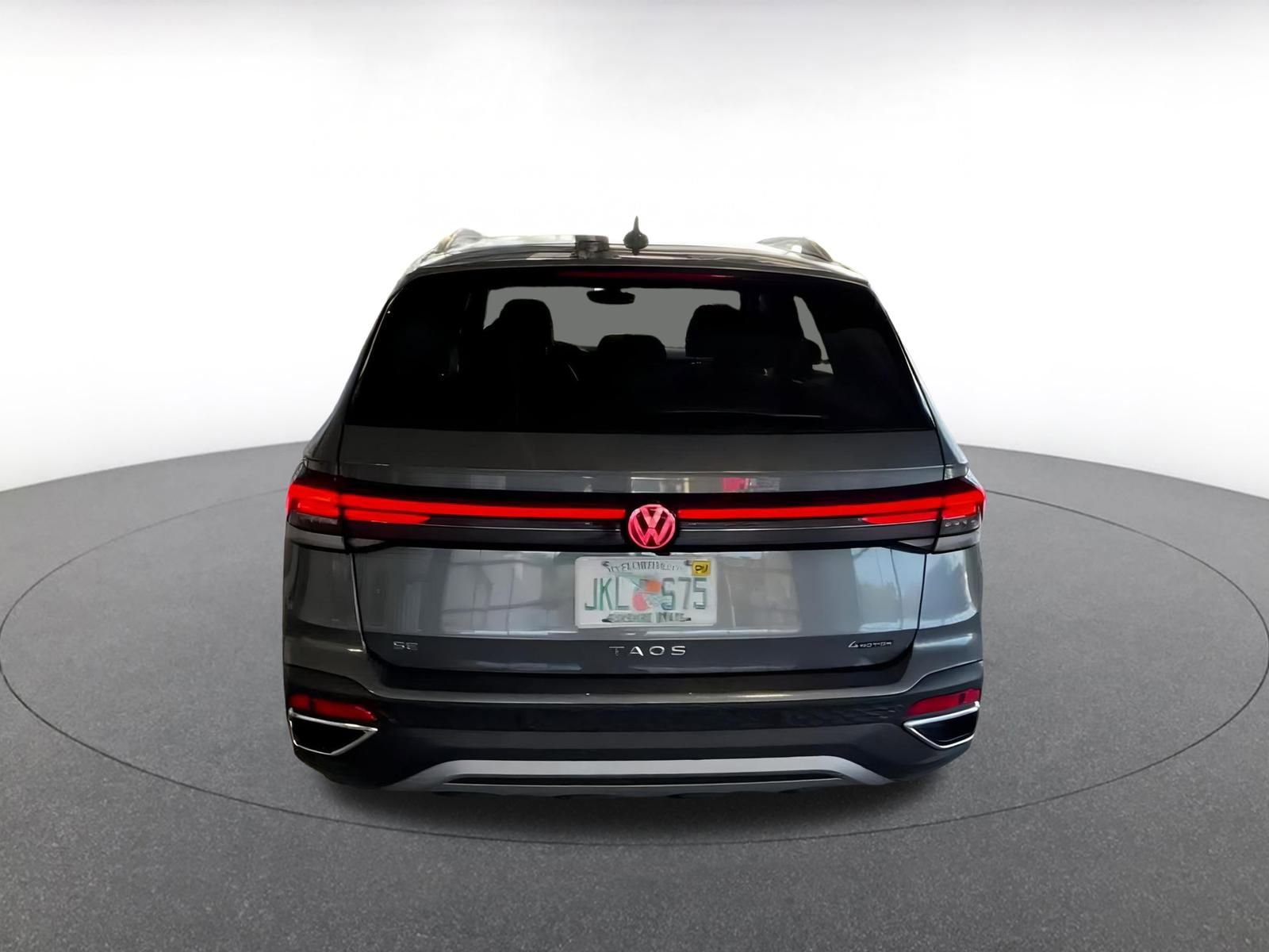 Thumbnail: 2025 Volkswagen Taos - 15