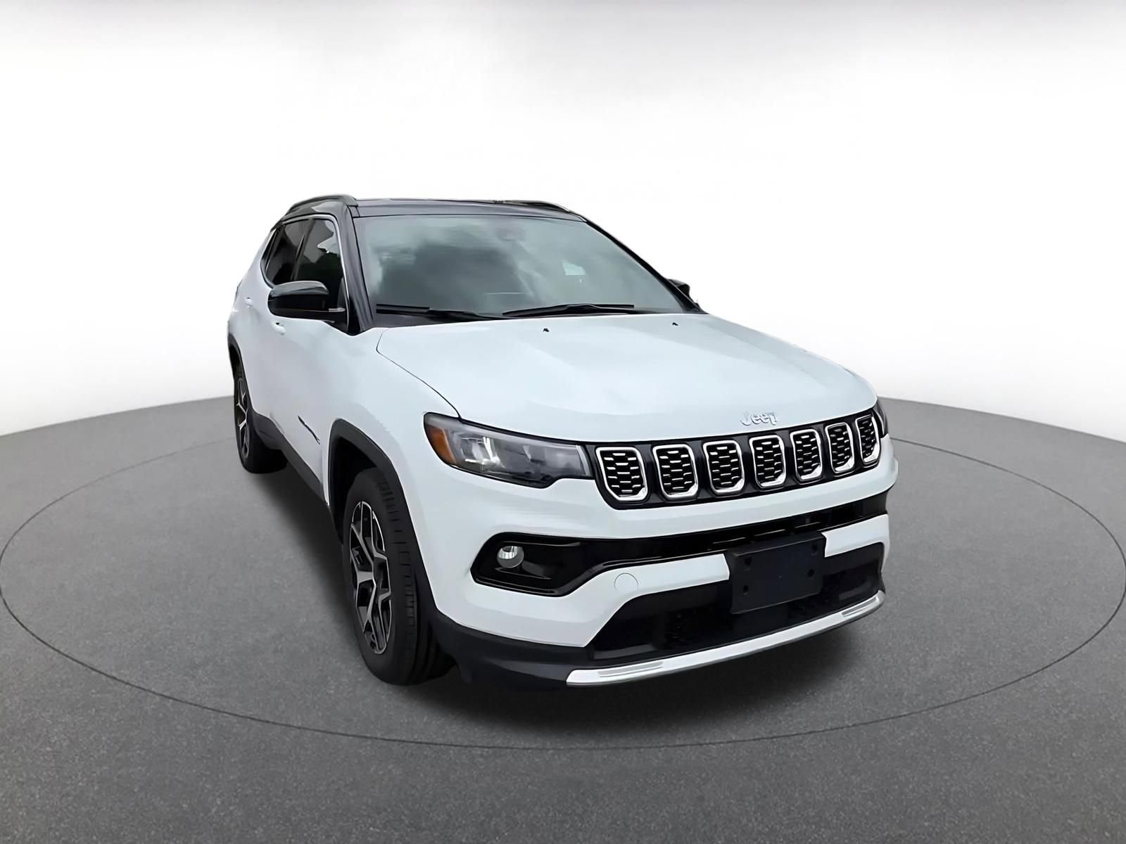 Thumbnail: 2025 Jeep Compass - 3