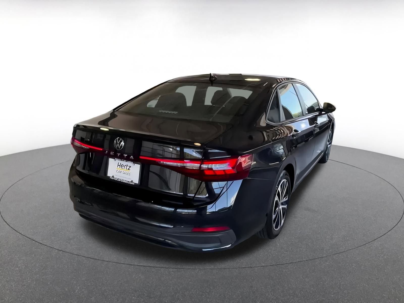 Thumbnail: 2025 Volkswagen Jetta - 12