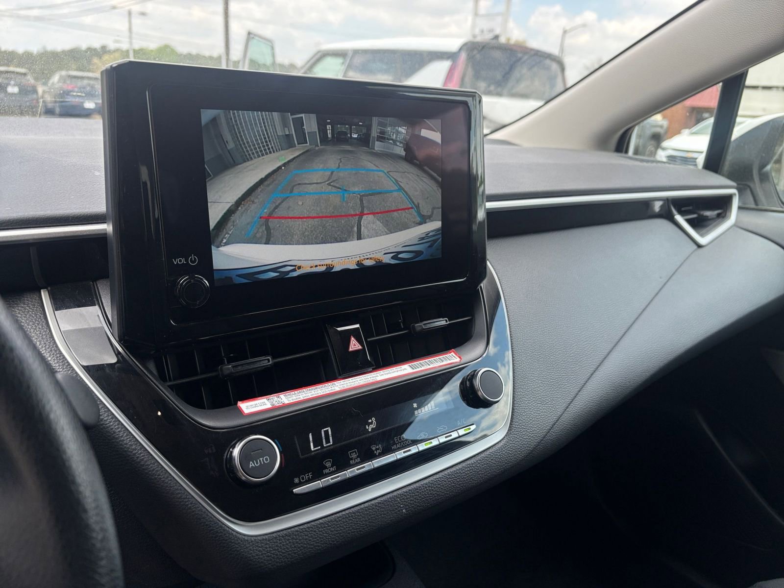 Thumbnail: 2025 Toyota Corolla - 26