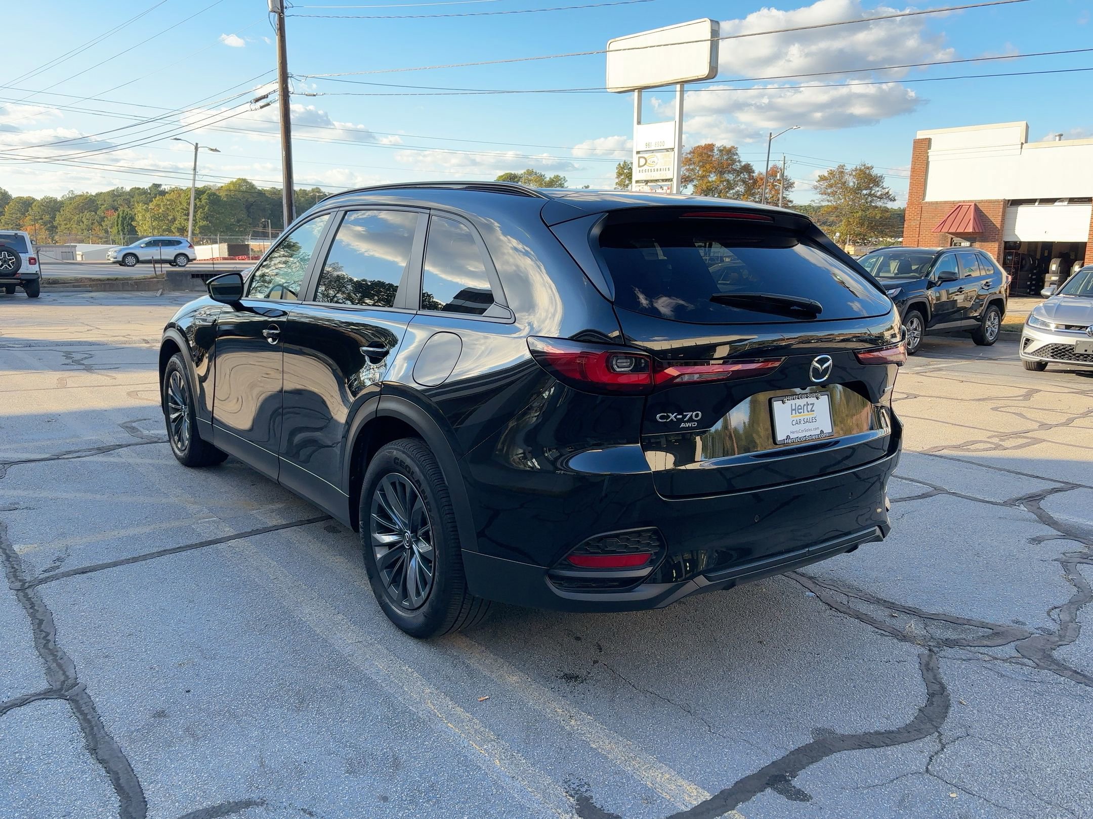 Thumbnail: 2025 Mazda CX-70 - 8